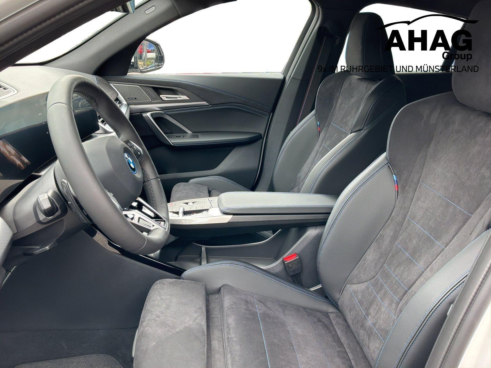 BMW iX2 – Bild 13