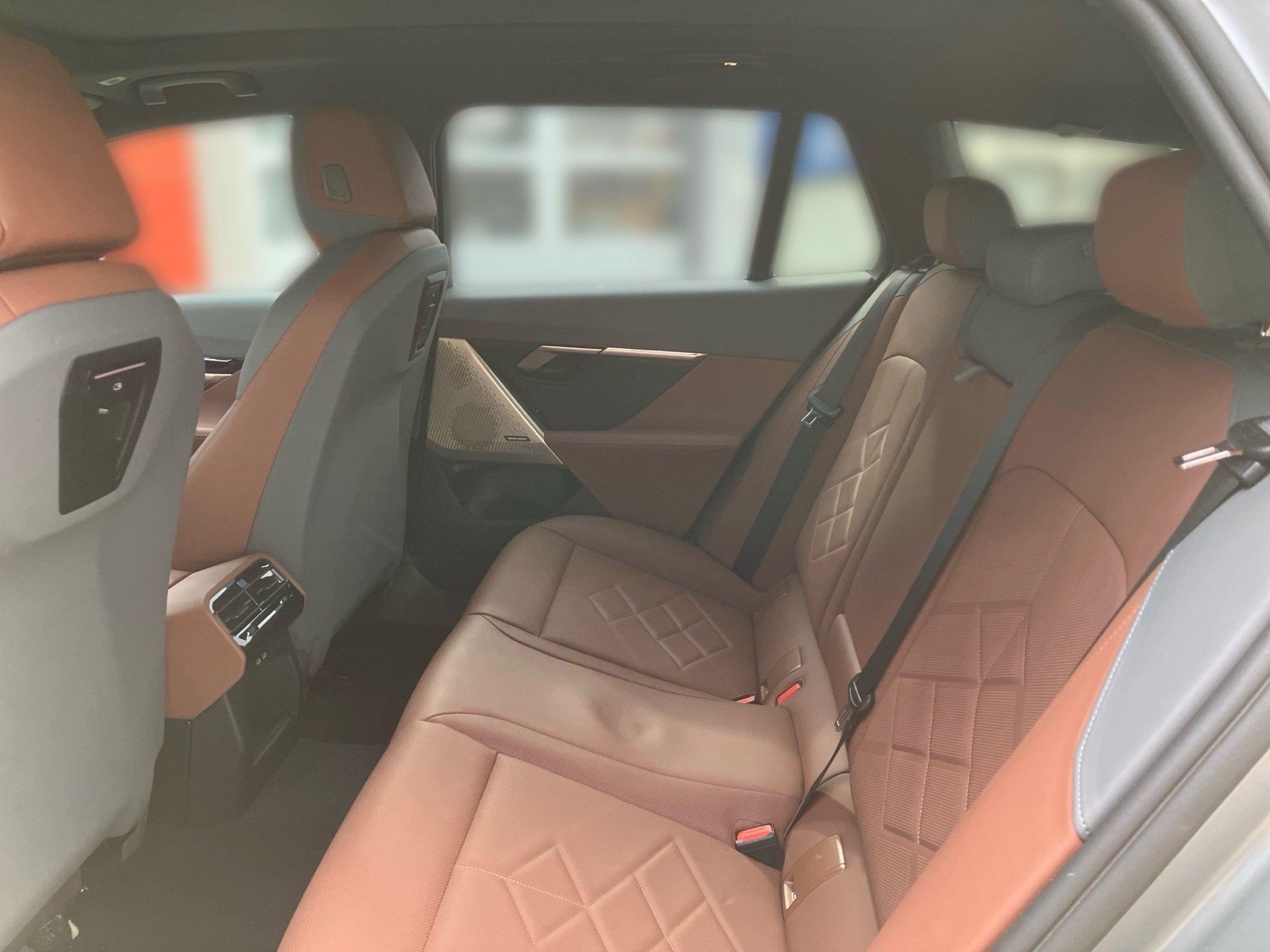 BMW 5er Touring – Bild 12