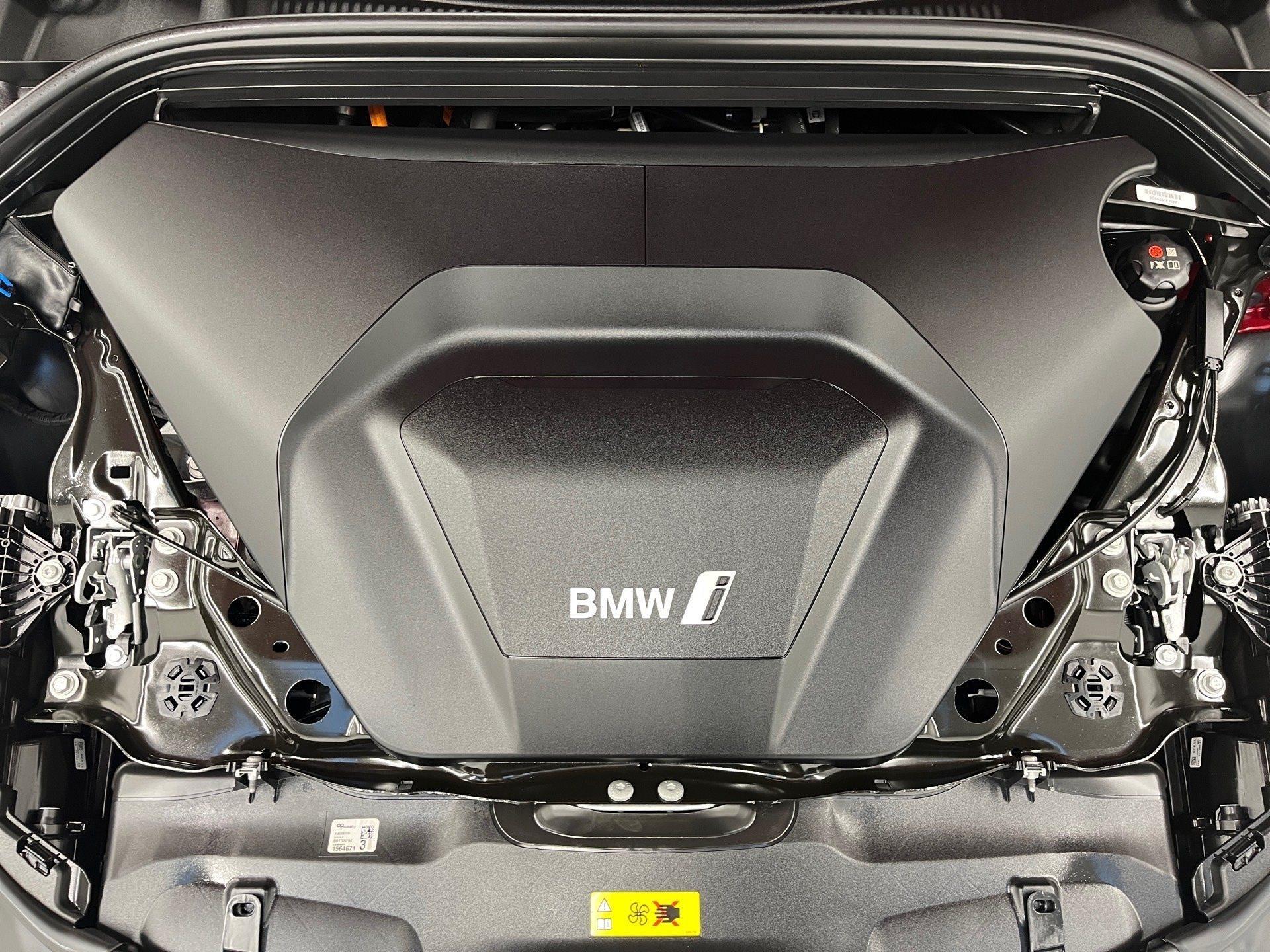 BMW iX2 – Bild 7
