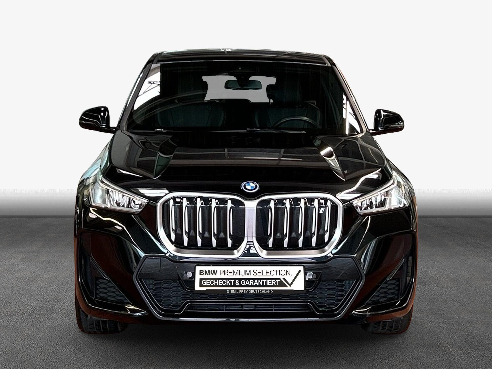 BMW iX1 – Bild 11