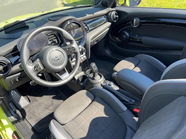 MINI Cabrio