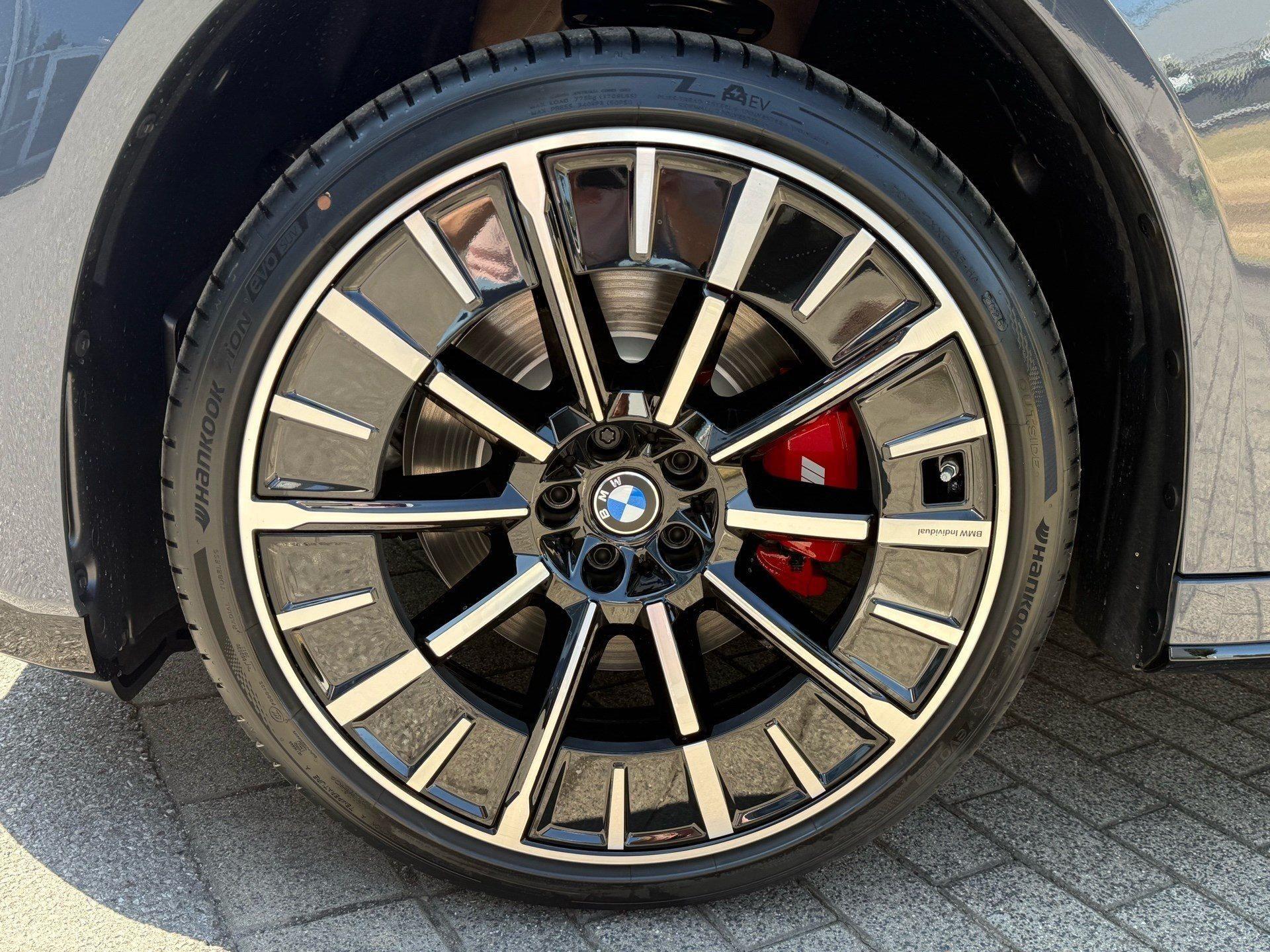 BMW iX3 – Bild 6