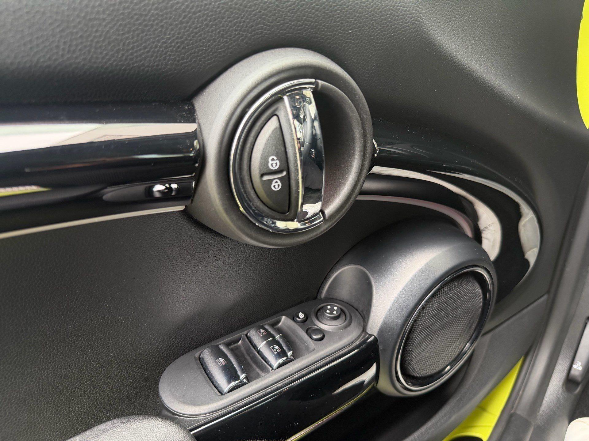 MINI Cabrio – Bild 11