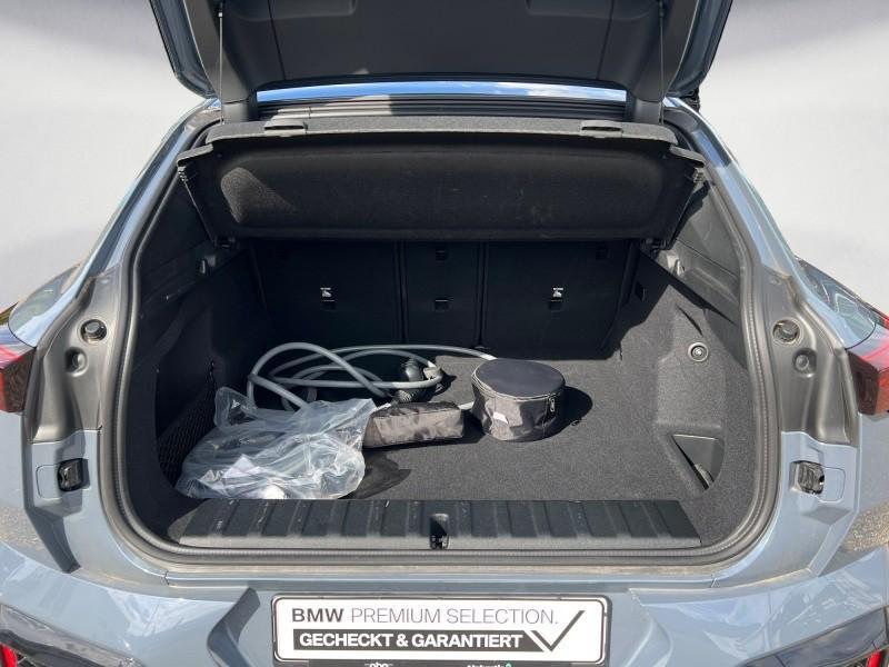 BMW iX2 – Bild 12