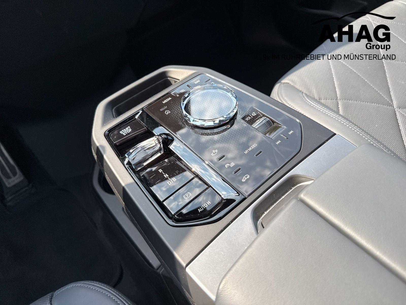 BMW iX – Bild 11