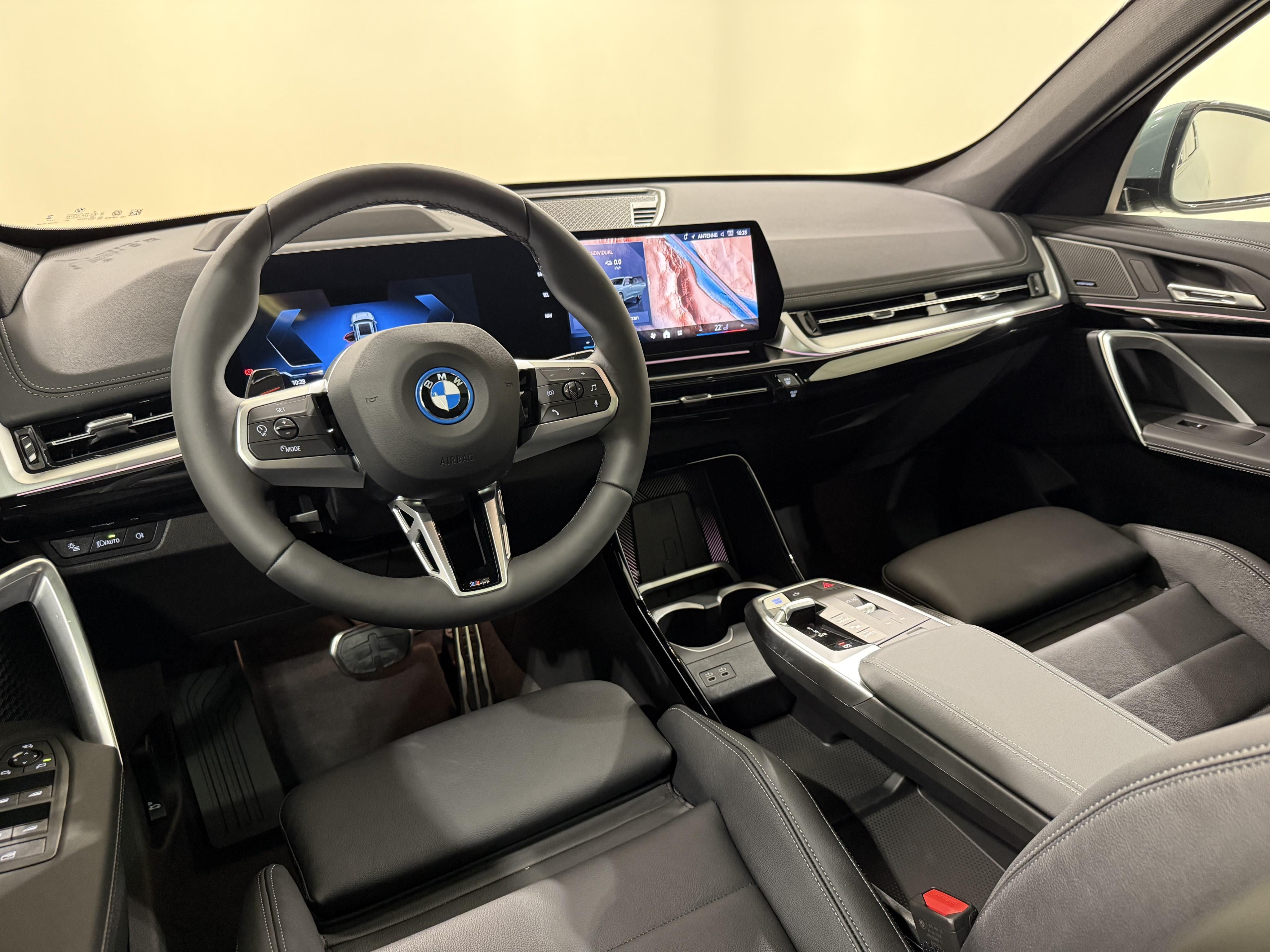 BMW iX1 – Bild 8