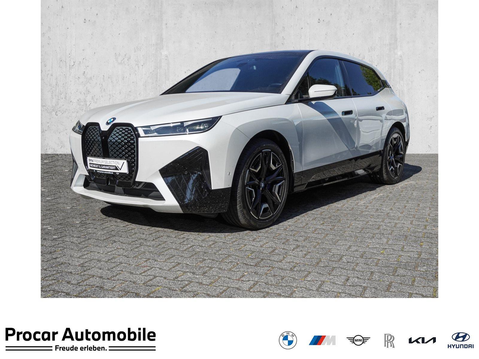BMW iX