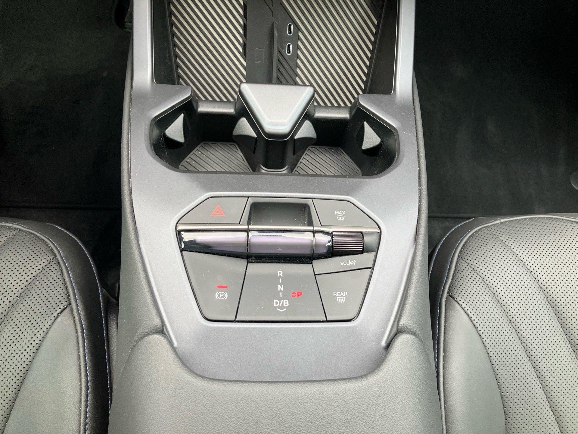 BMW iX3 – Bild 11