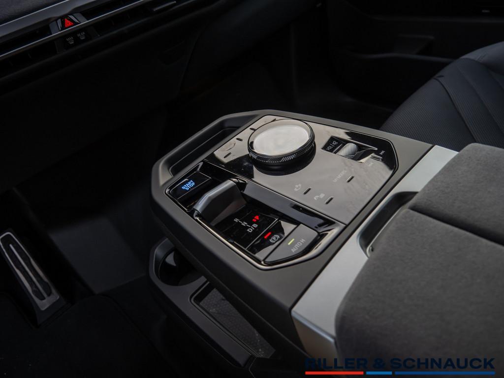 BMW iX – Bild 14