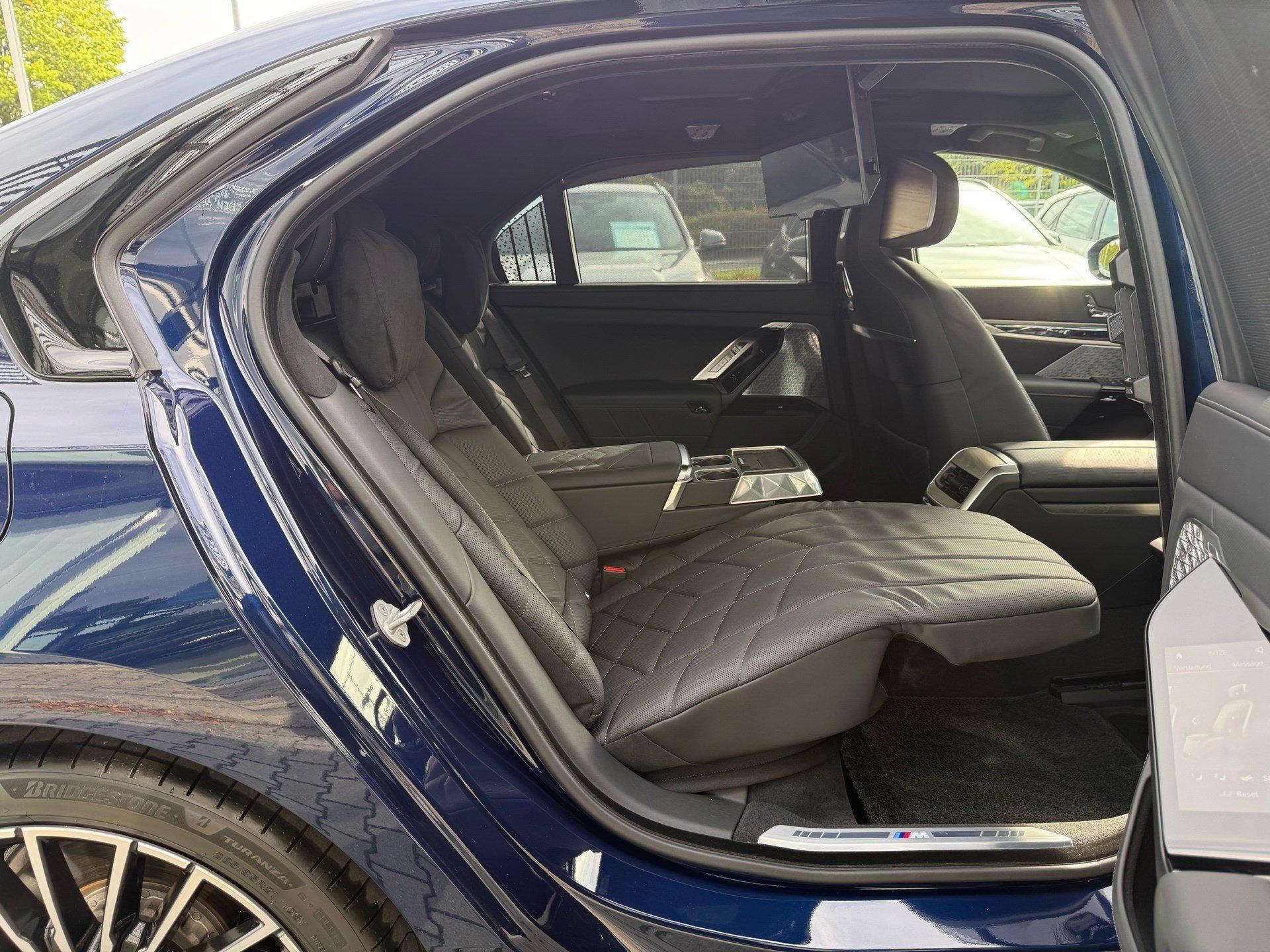 BMW 7er – Bild 24
