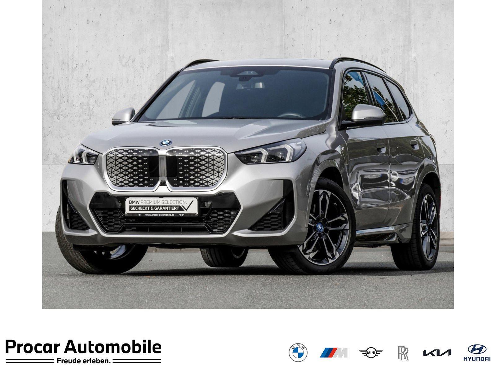 BMW iX1