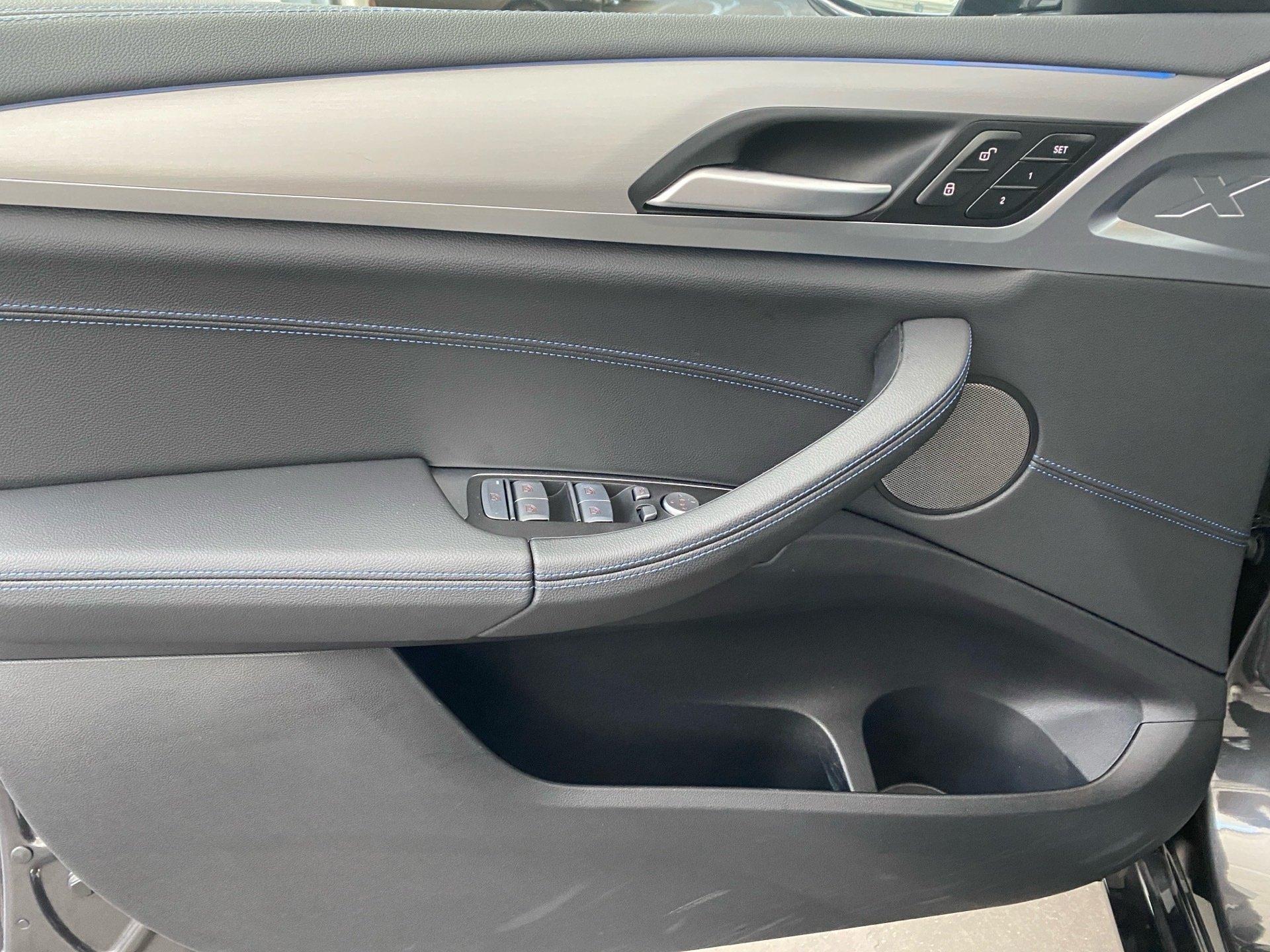 BMW iX3 – Bild 9