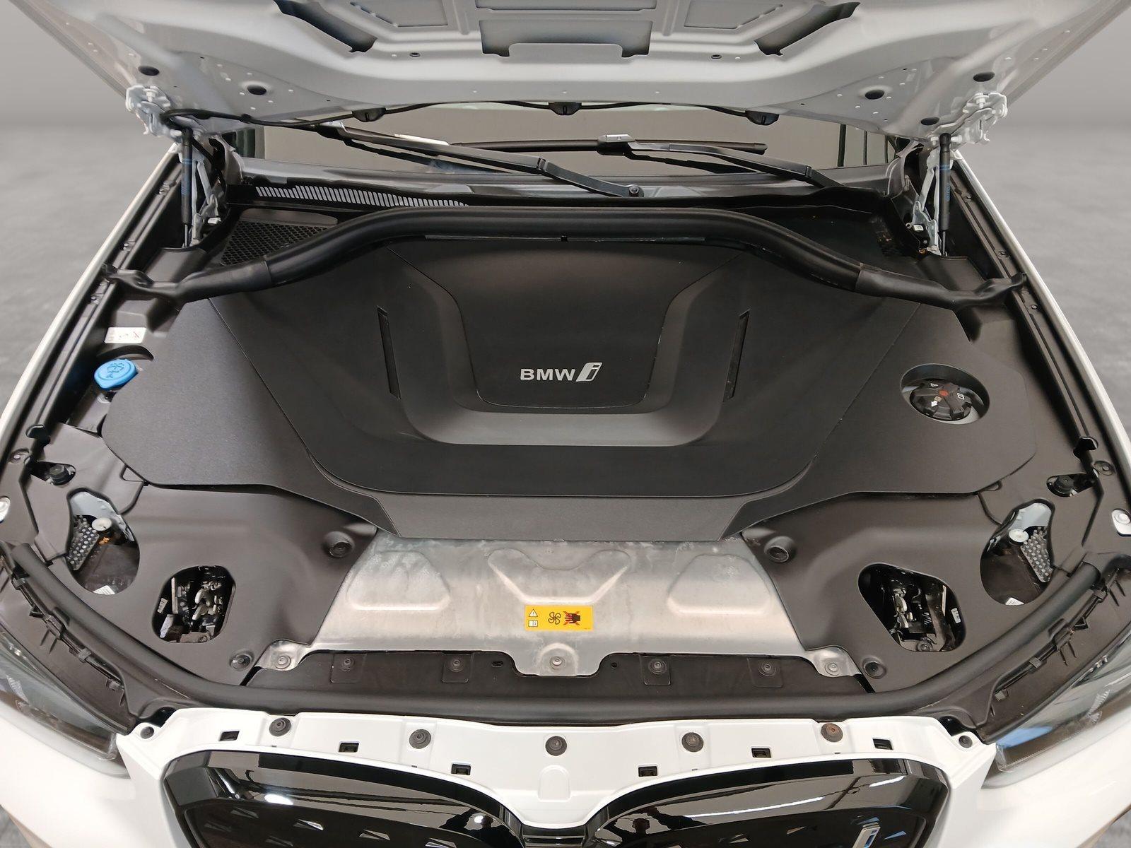 BMW iX3 – Bild 8