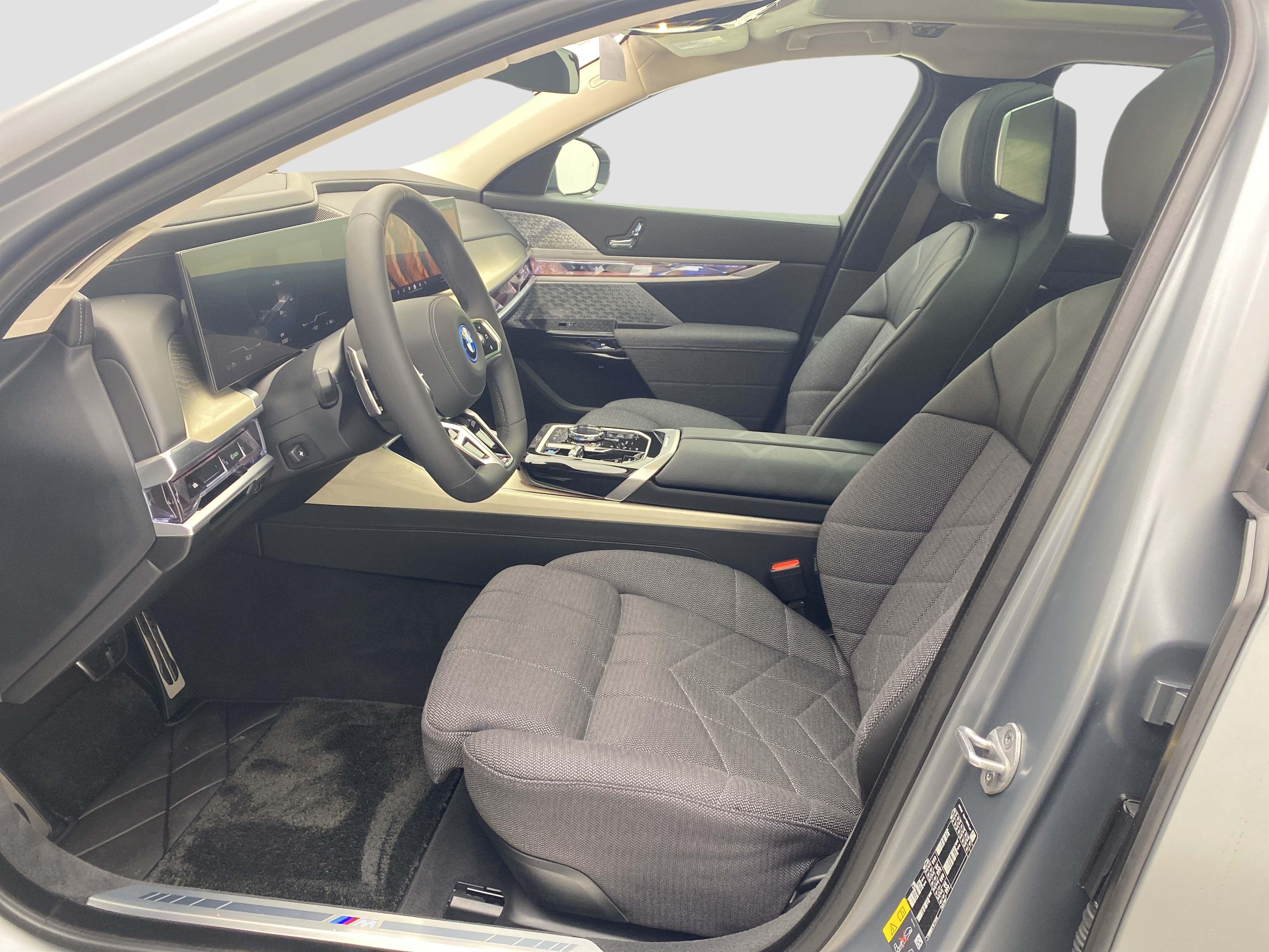BMW i7 – Bild 17