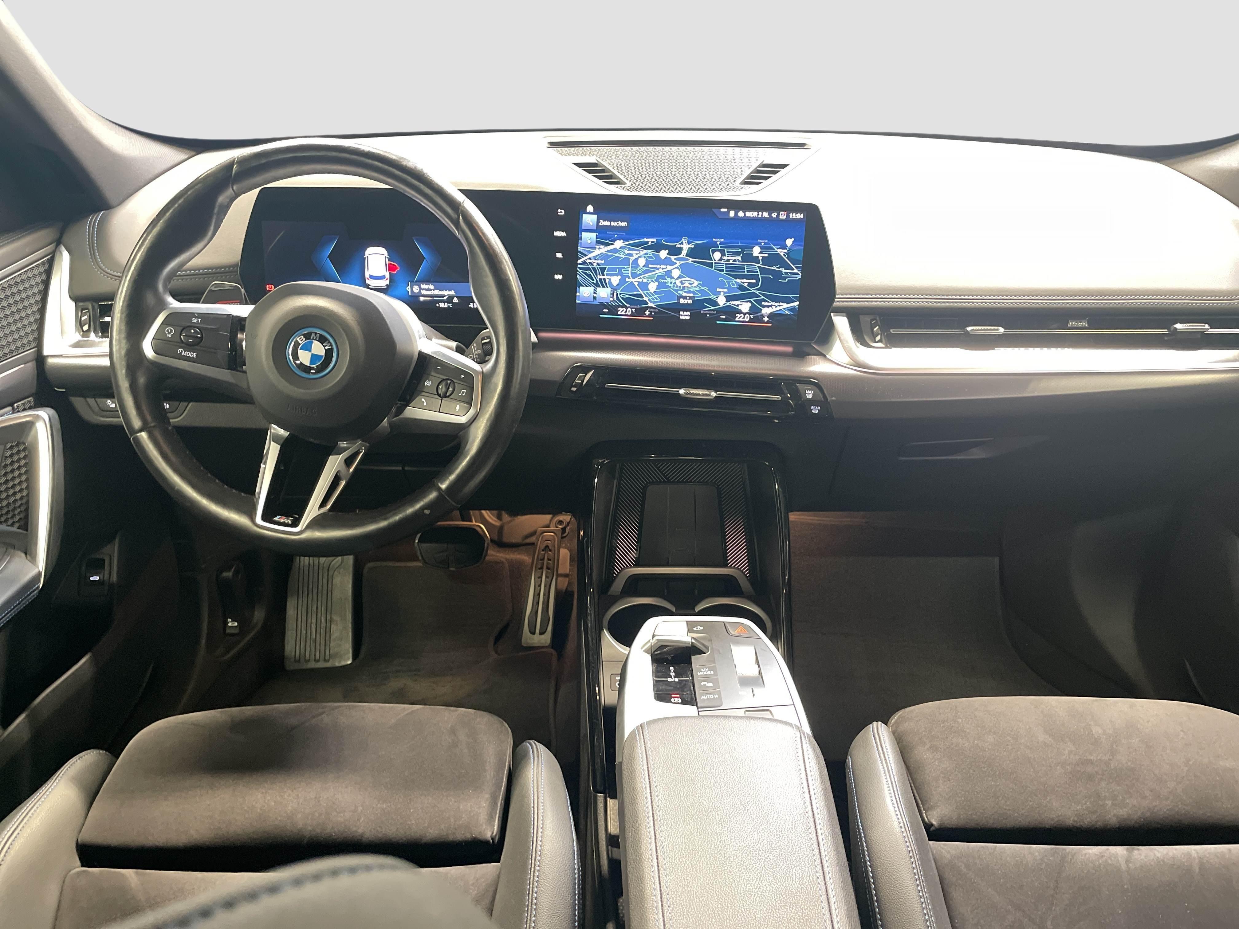 BMW iX1 – Bild 19