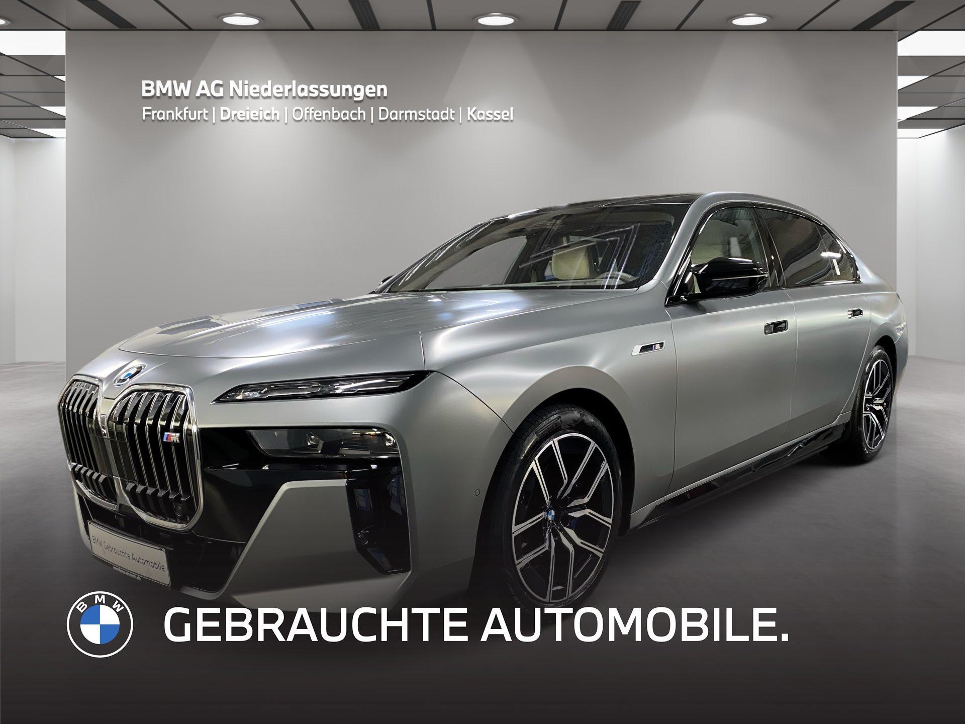 BMW i7