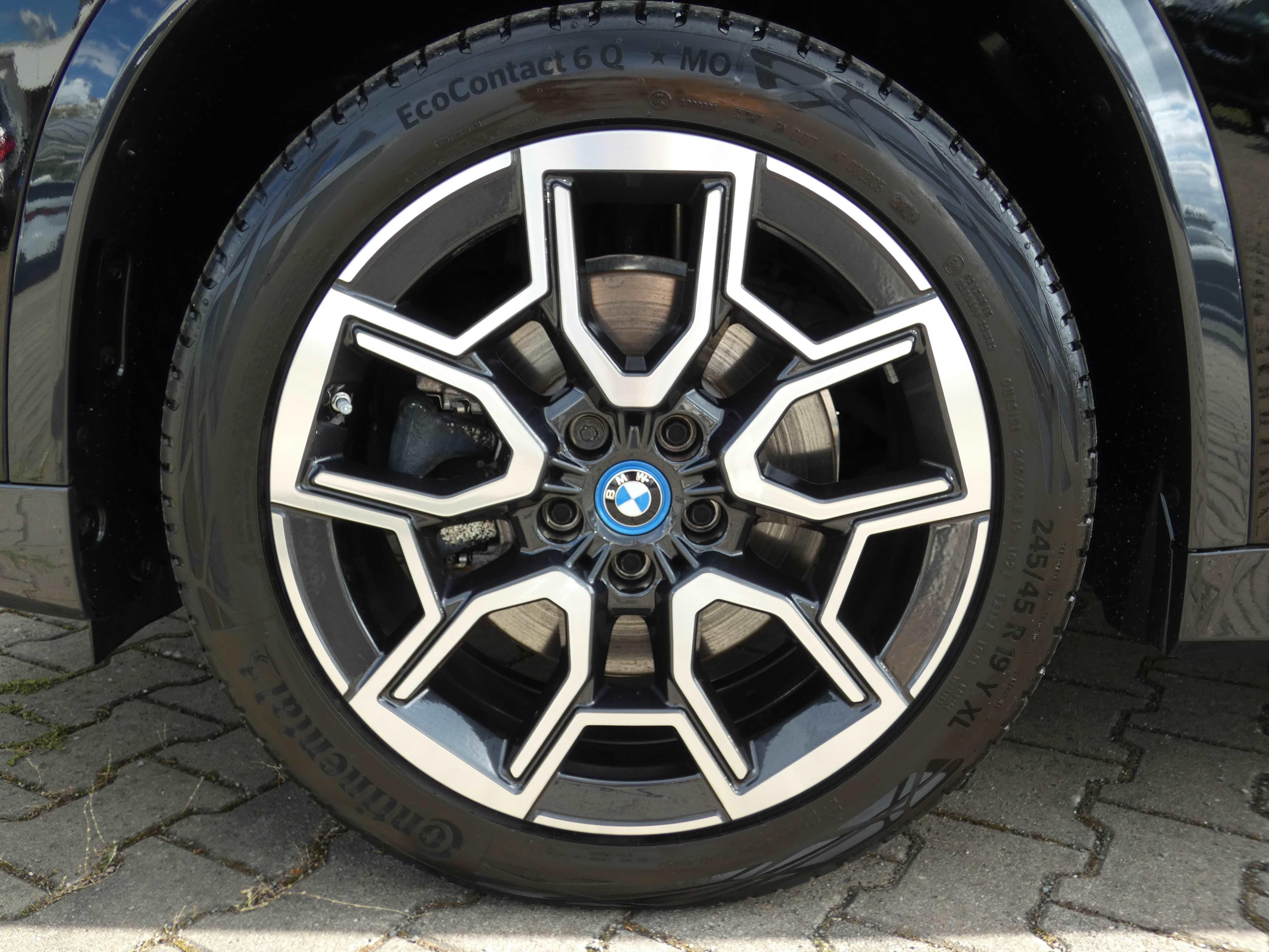 BMW iX1 – Bild 21