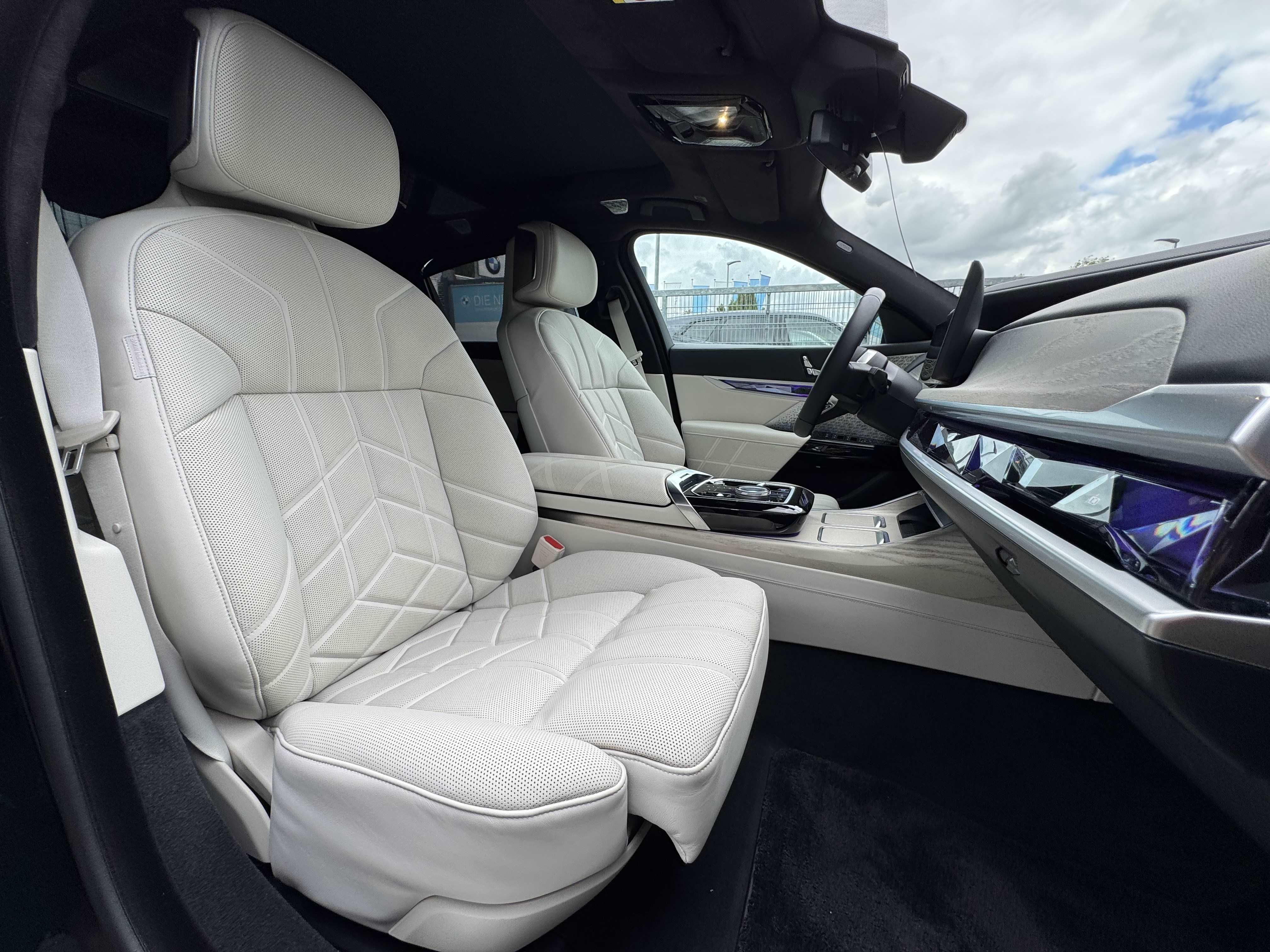 BMW i7 – Bild 6