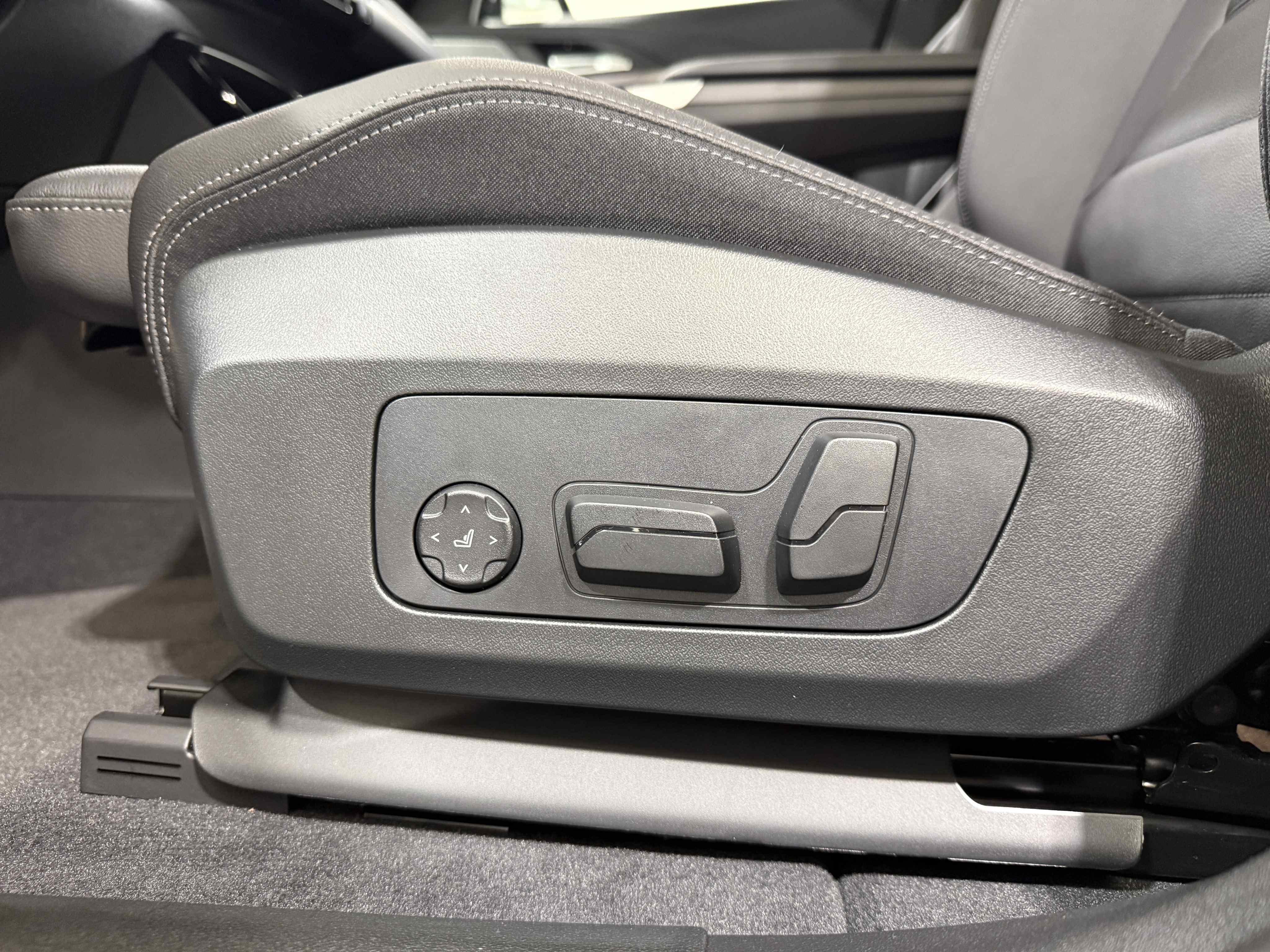 BMW iX2 – Bild 18