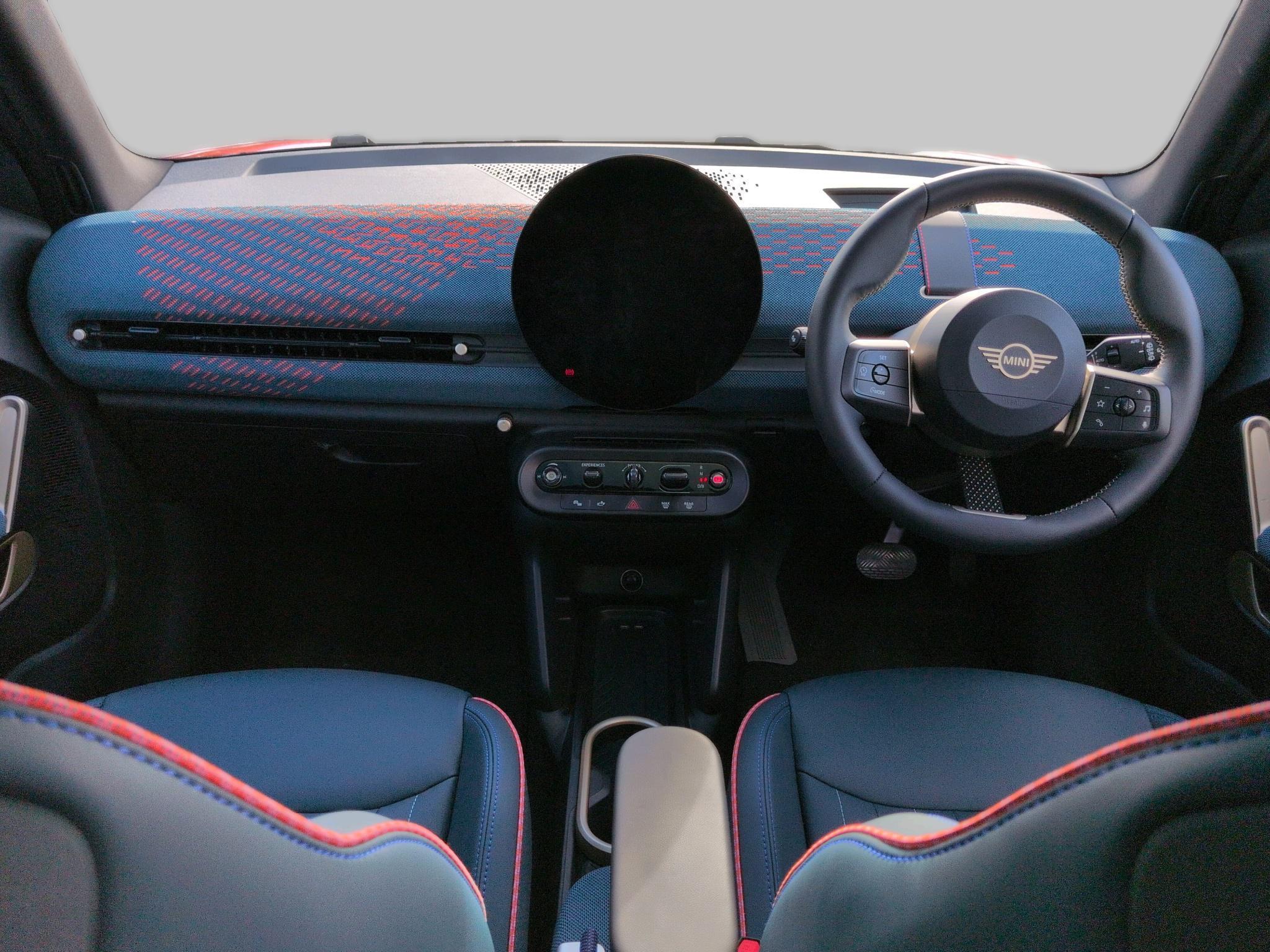 MINI Aceman E Interior
