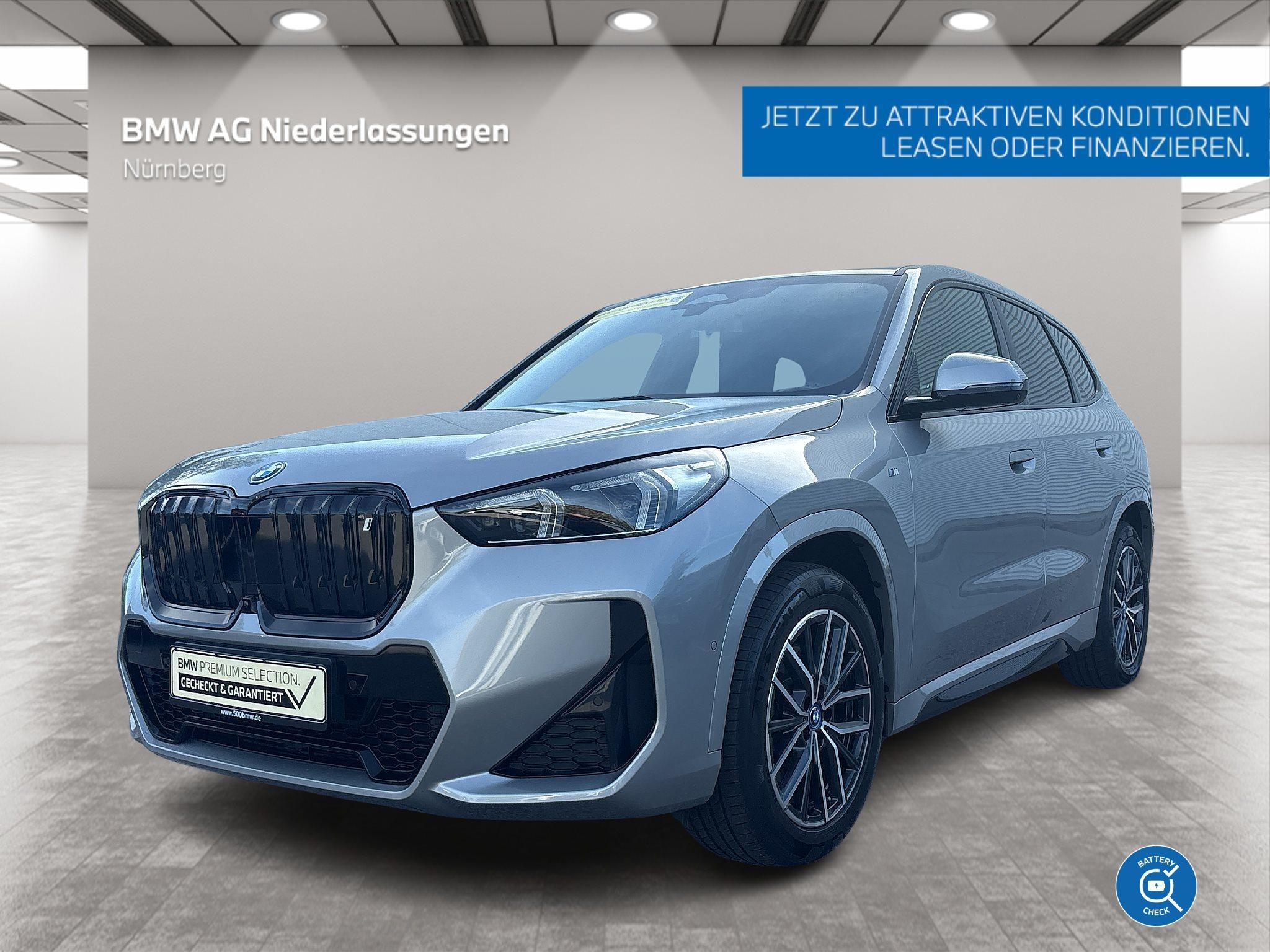 BMW iX1