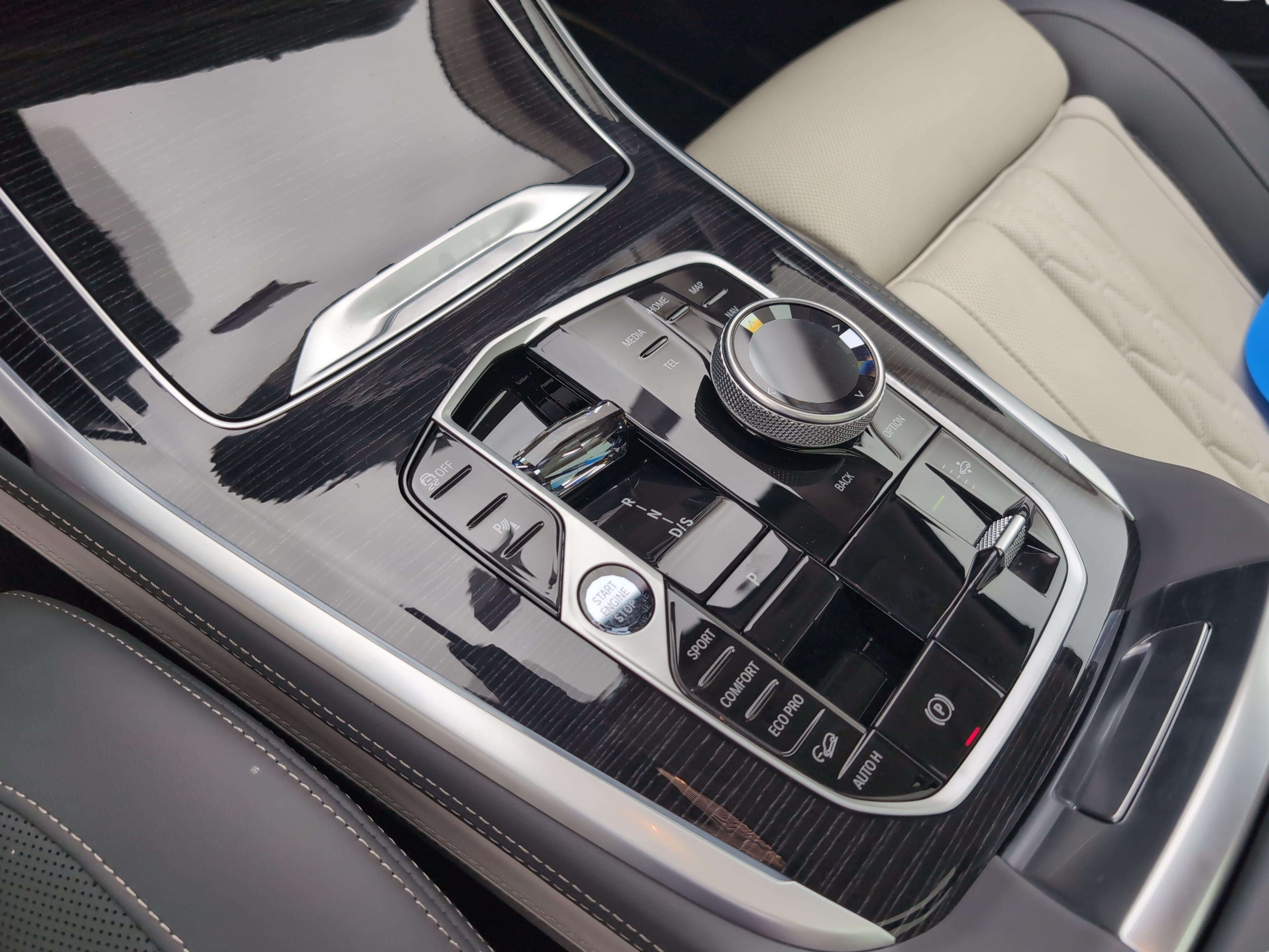 BMW X7 – Bild 18