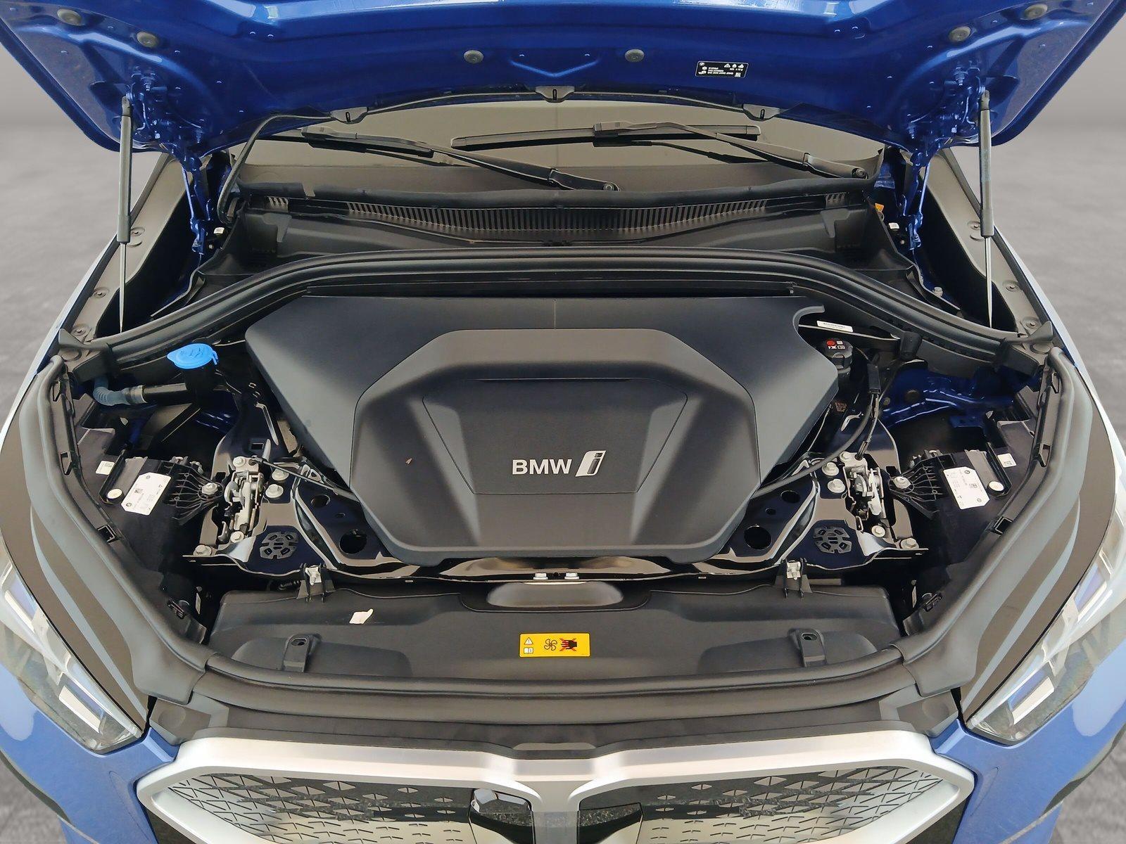 BMW iX2 – Bild 10