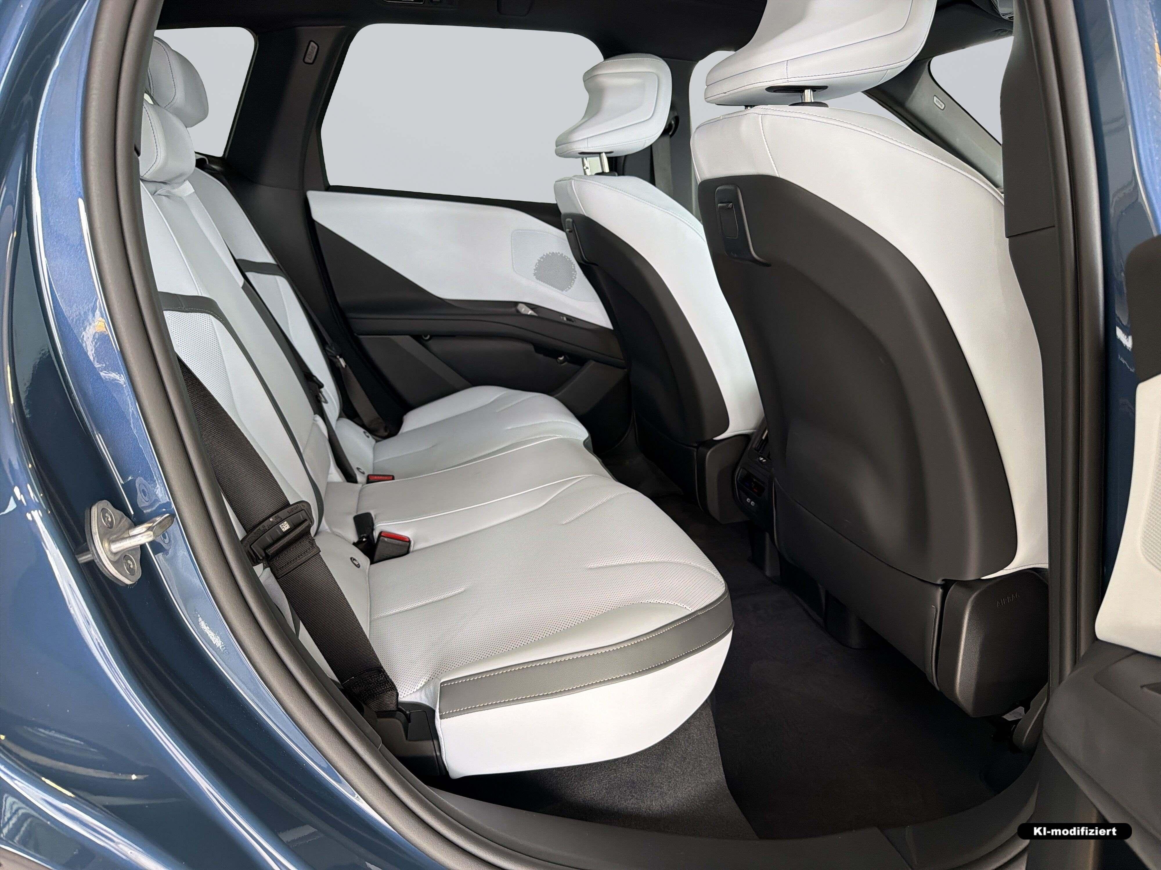 BMW iX3 – Bild 23