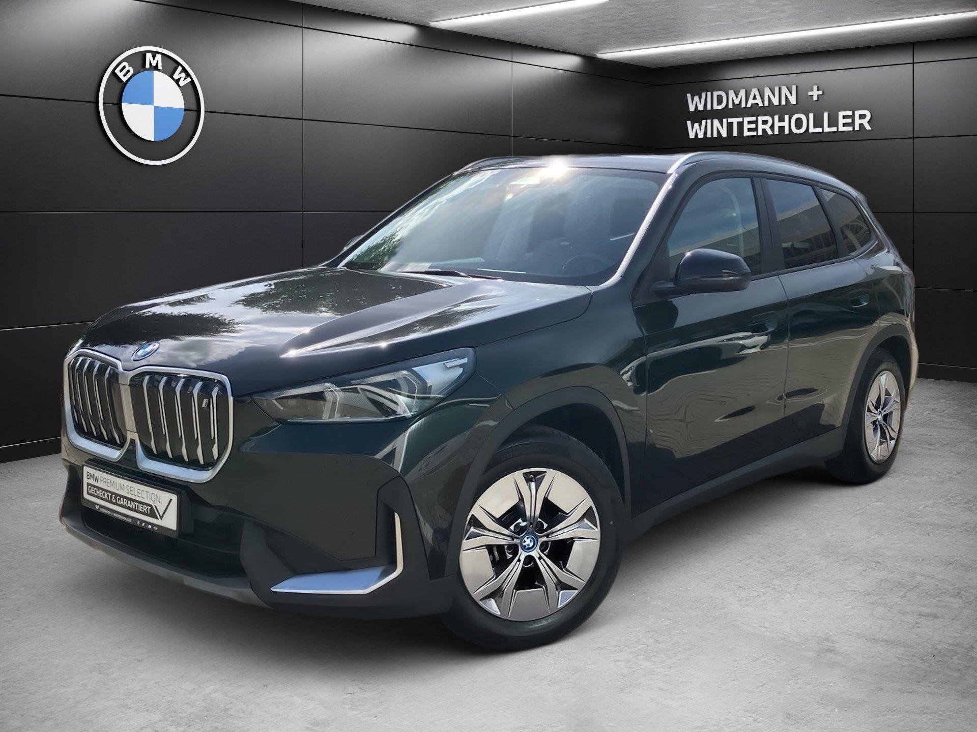 BMW iX1