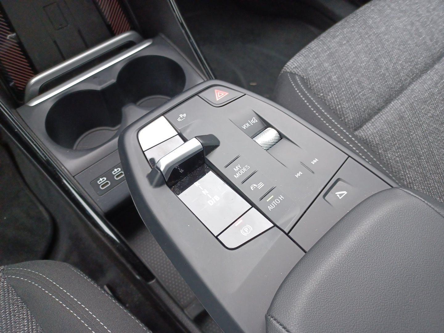 BMW iX1 – Bild 11
