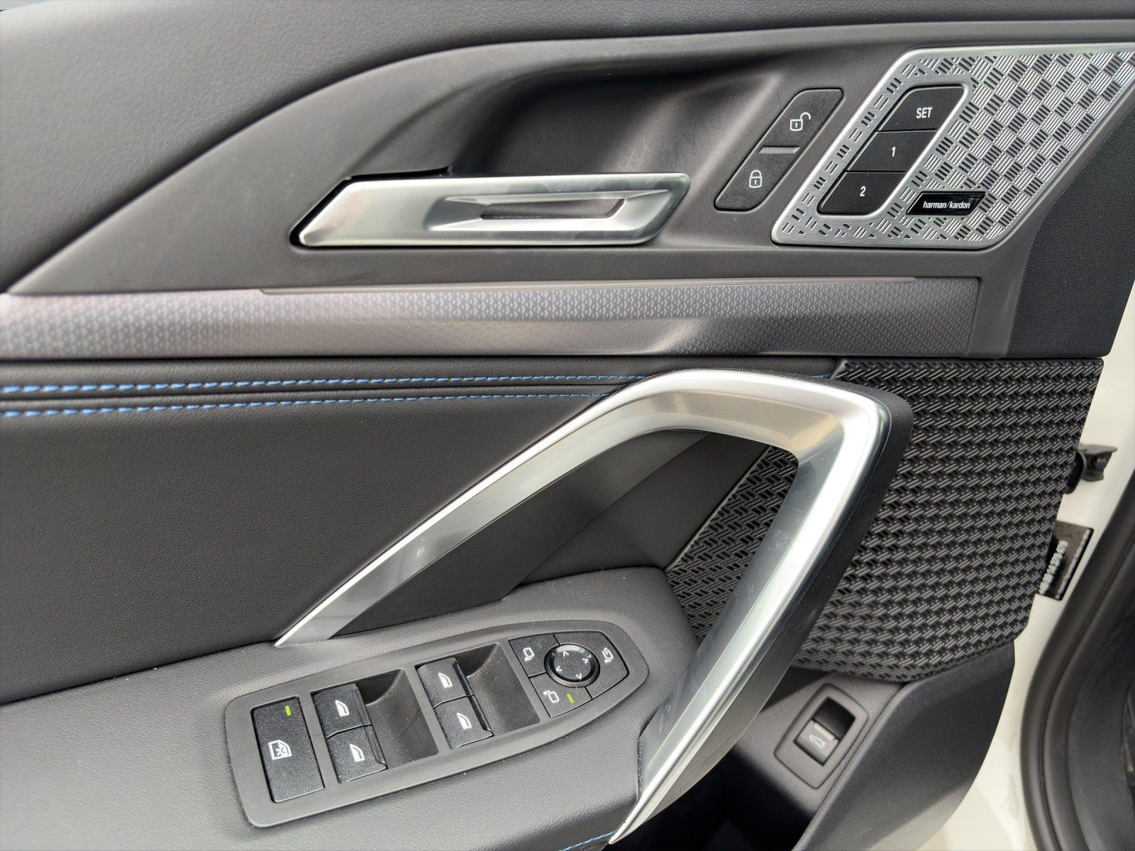 BMW iX1 – Bild 8