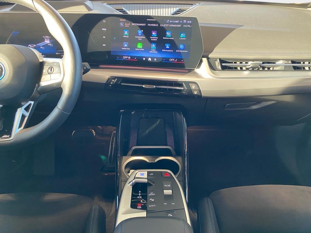 BMW iX1 – Bild 12