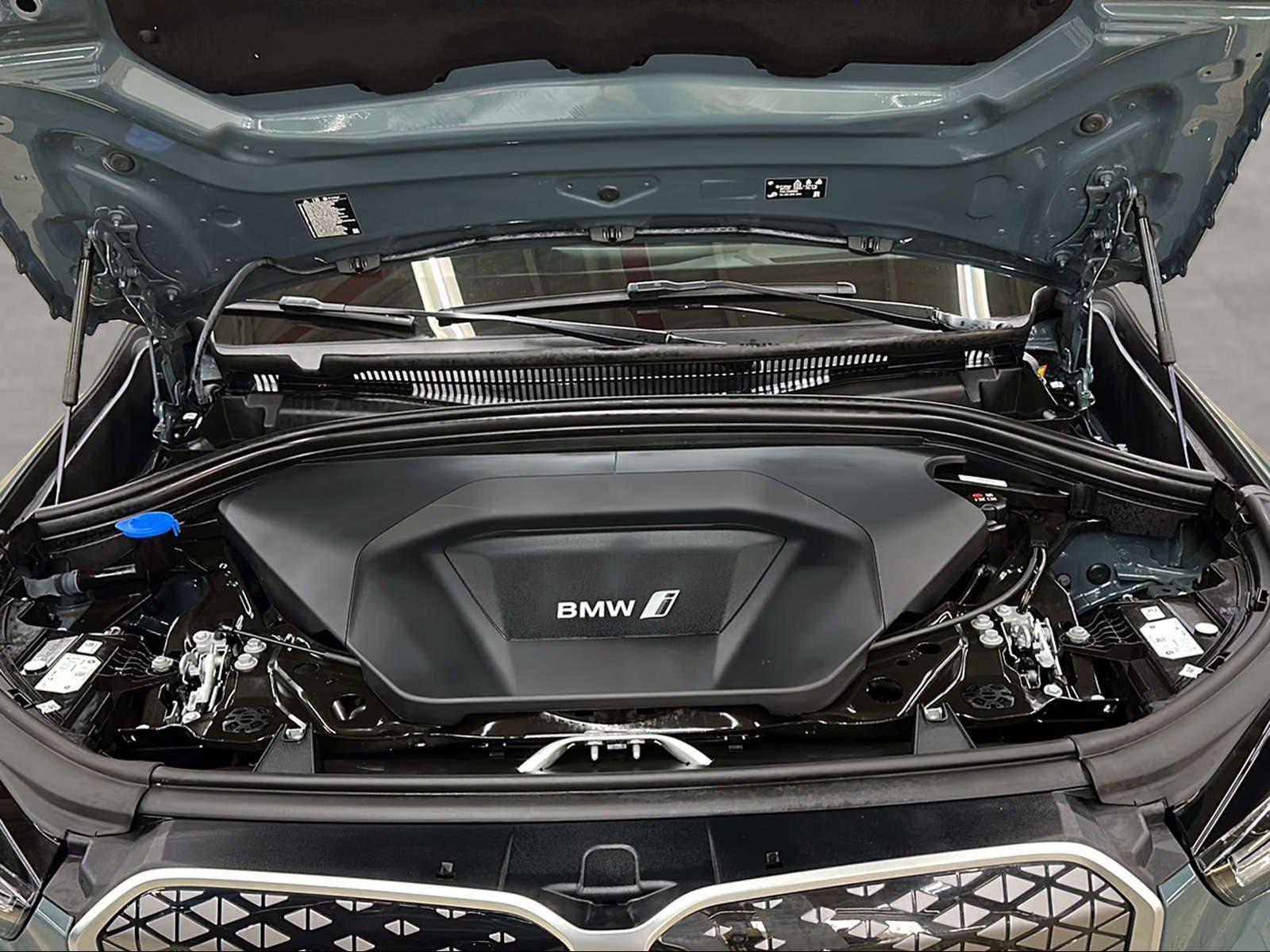 BMW iX1 – Bild 19