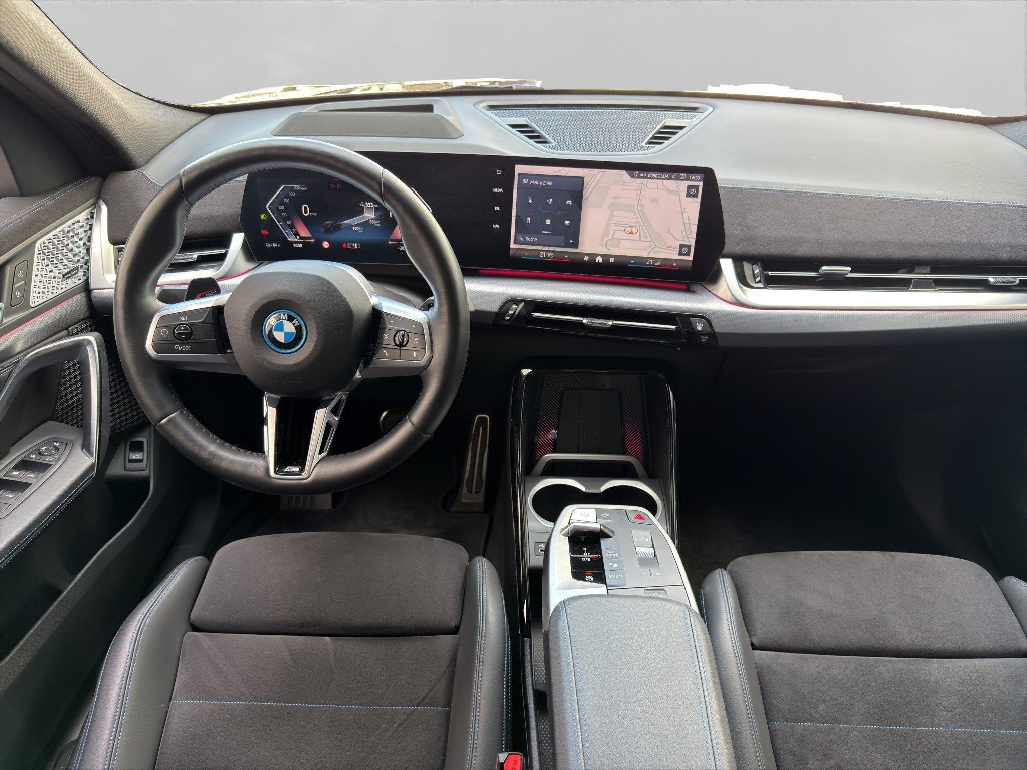 BMW iX2 – Bild 19
