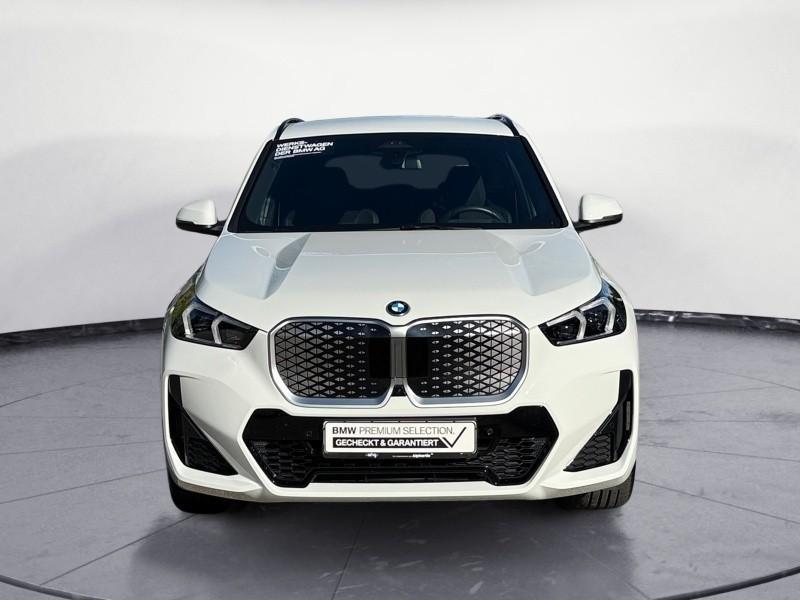 BMW iX1 – Bild 23