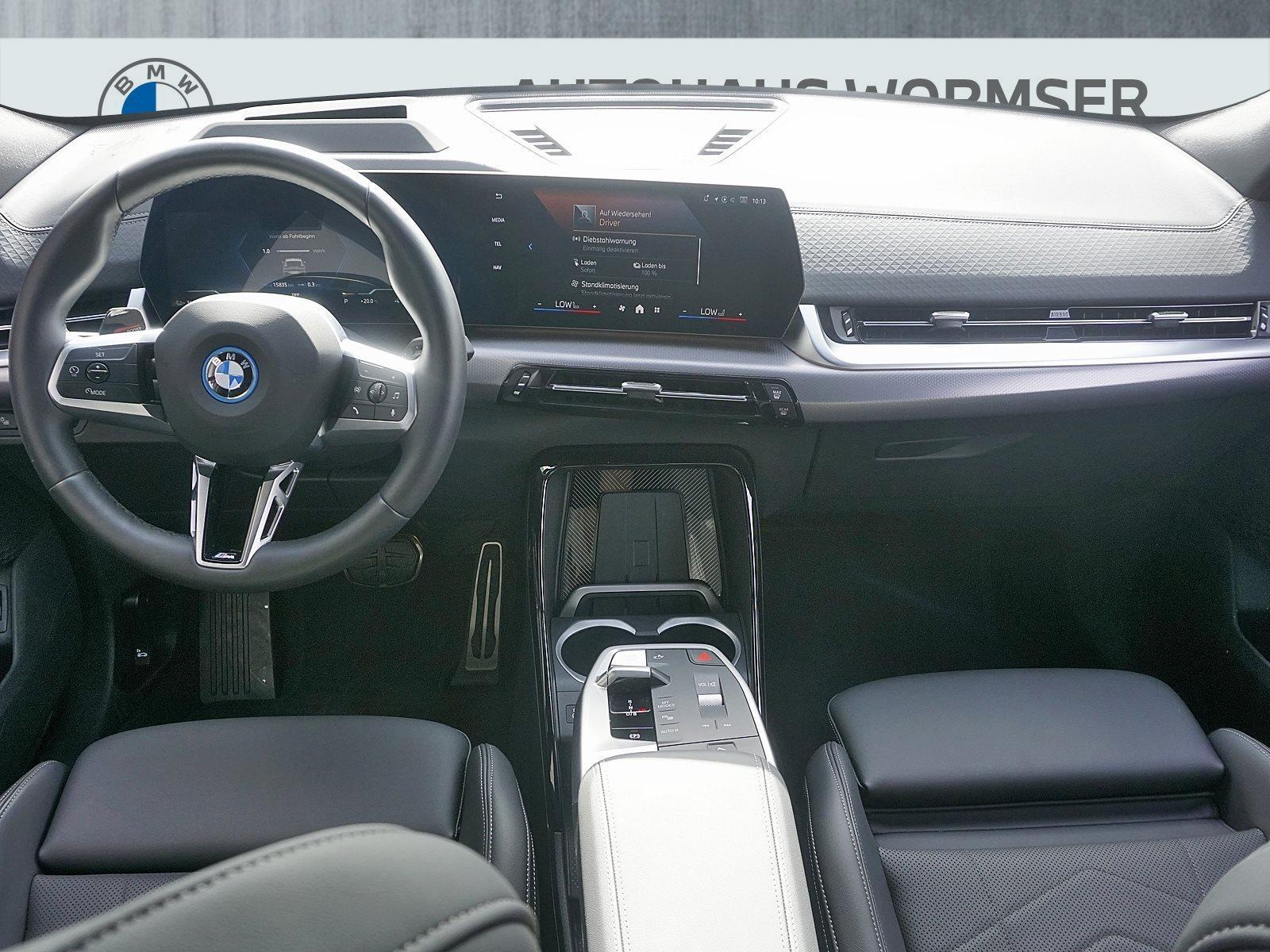 BMW iX2 – Bild 14