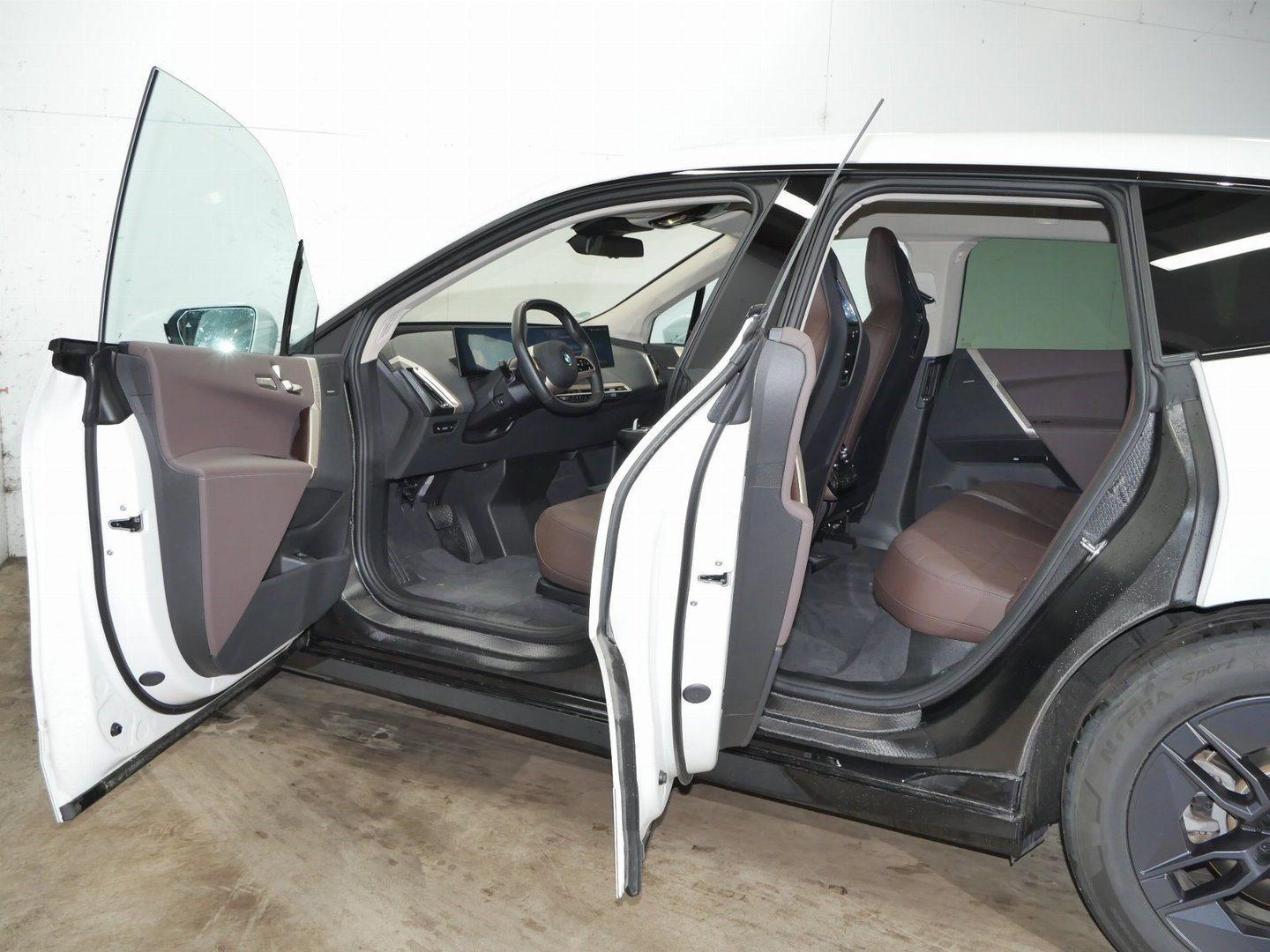 BMW iX – Bild 6