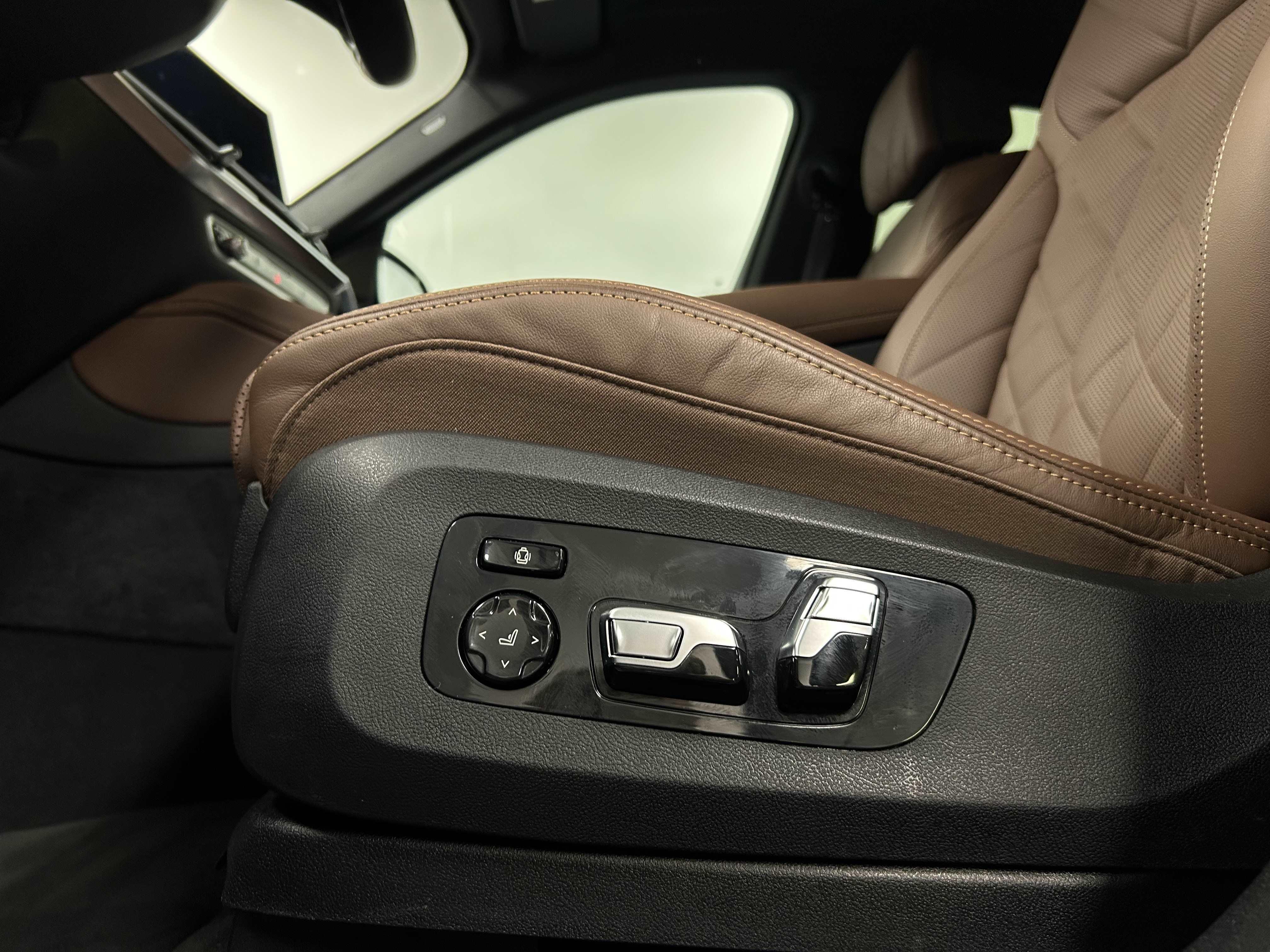 BMW X6 – Bild 21