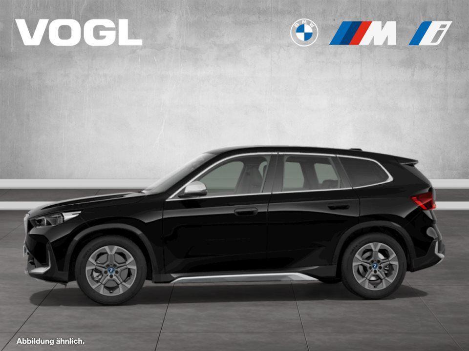 BMW iX1 – Bild 9