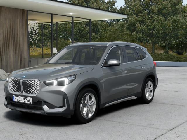 BMW iX1 2025