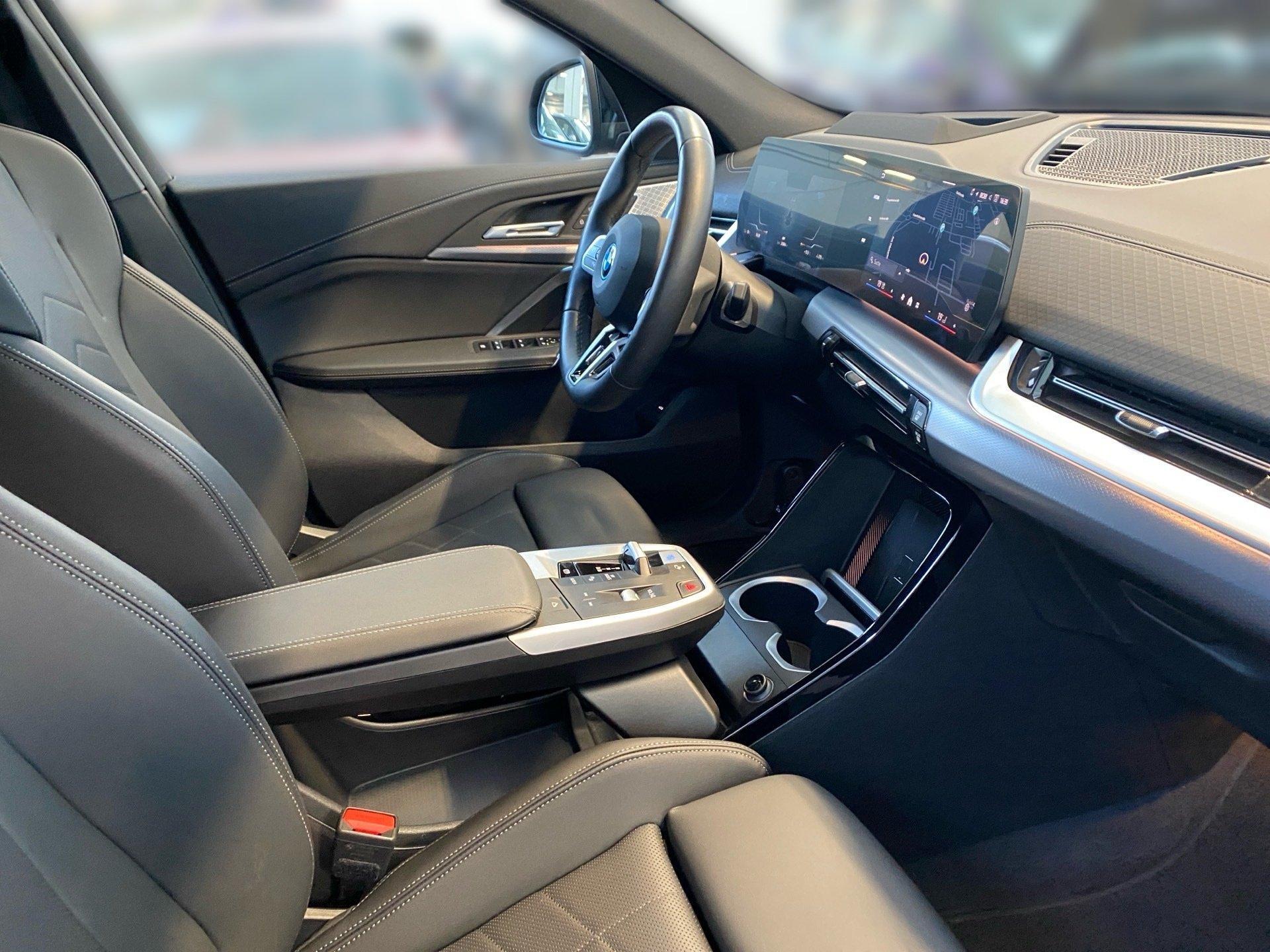 BMW iX2 – Bild 4