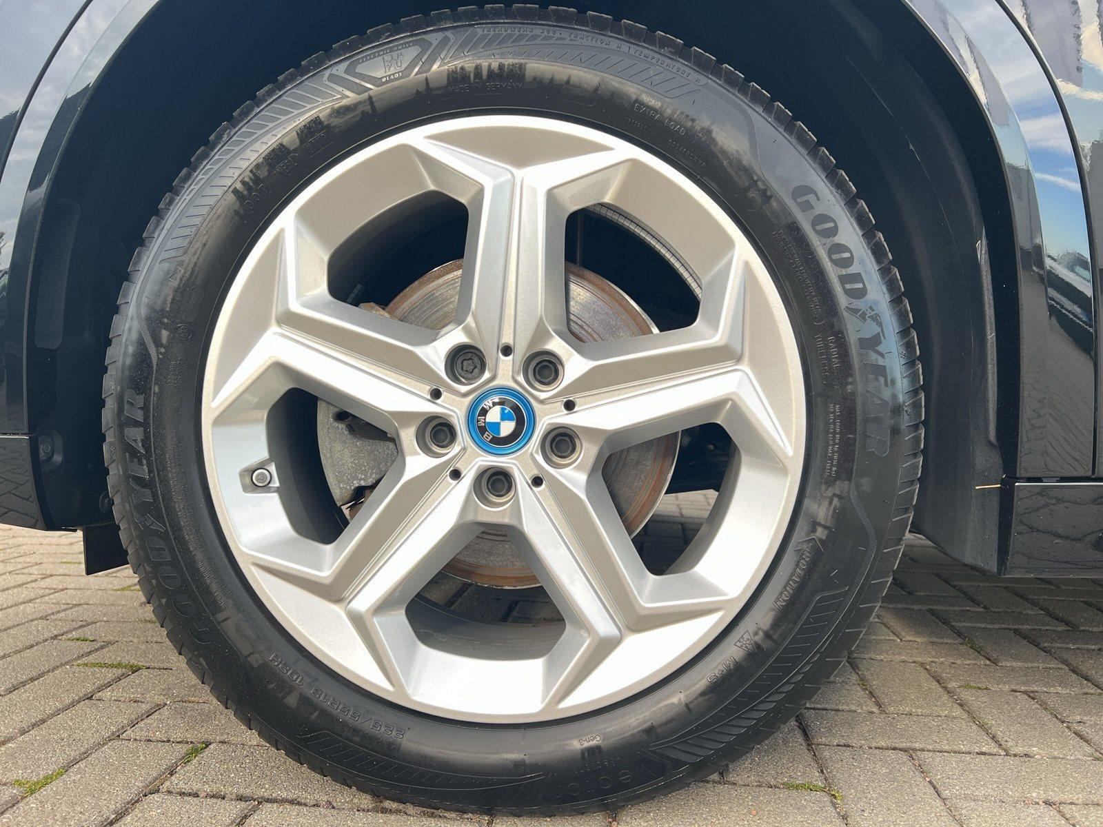 BMW iX2 – Bild 3