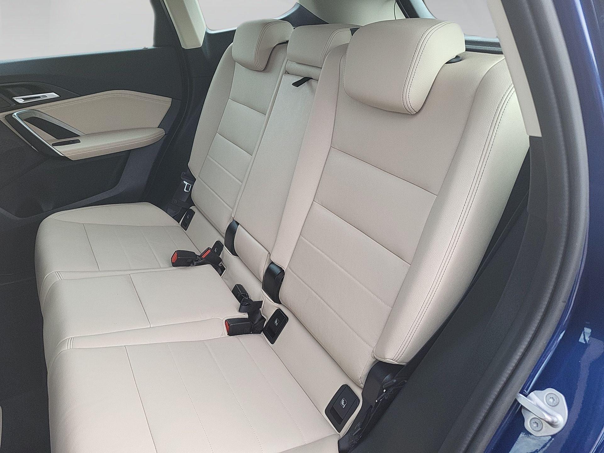 BMW iX1 – Bild 11
