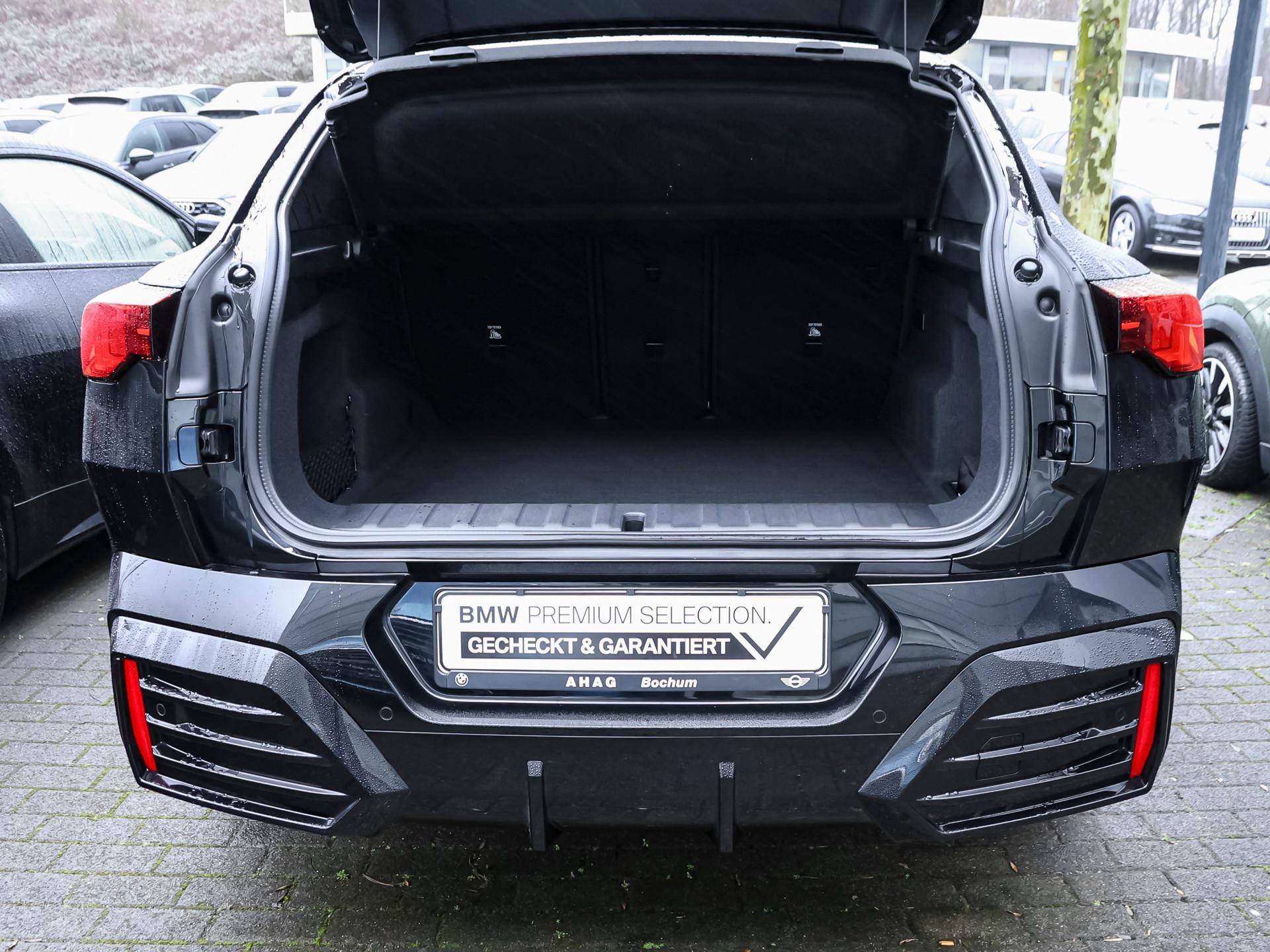 BMW iX2 – Bild 25