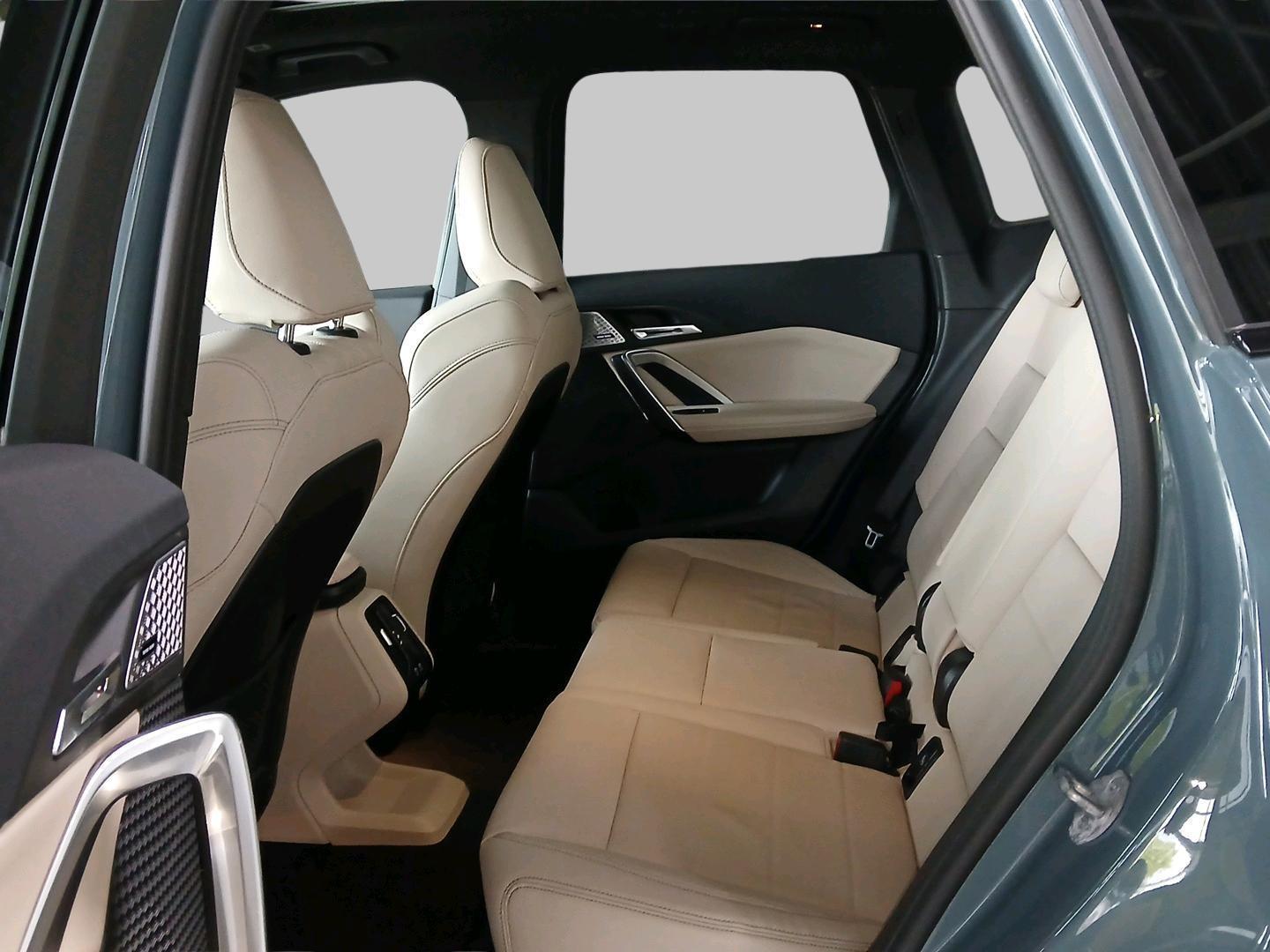 BMW X1 – Bild 12