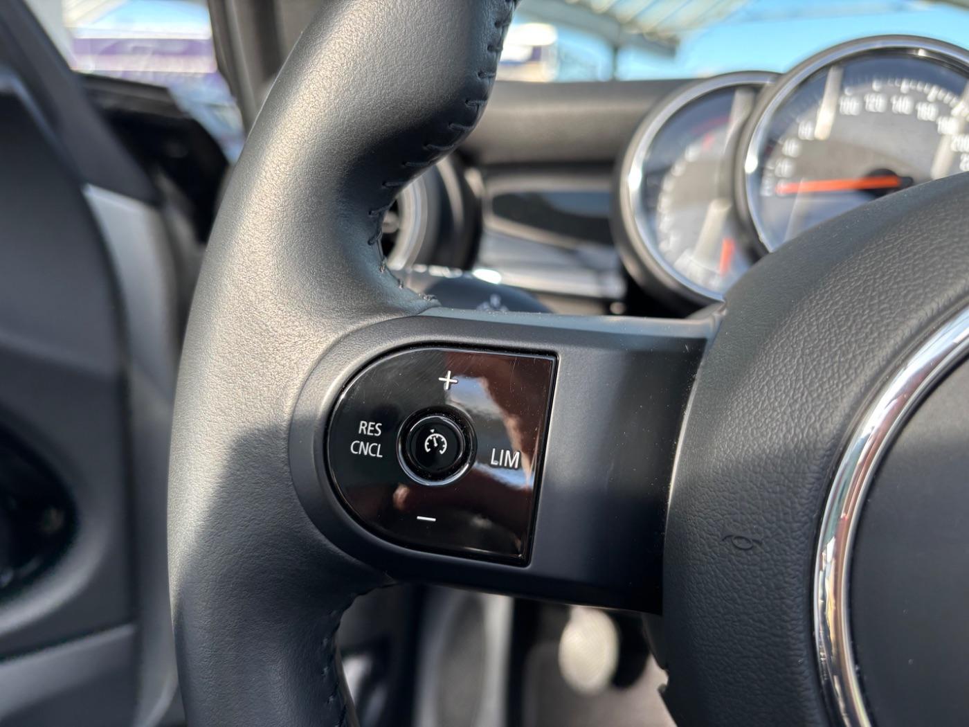 MINI Cabrio – Bild 12