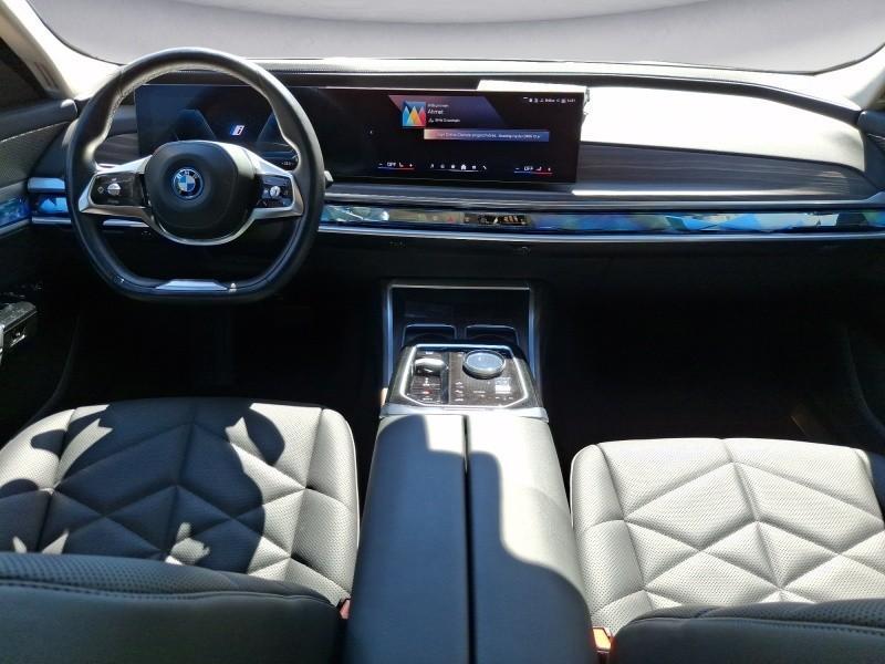 BMW i7 – Bild 17