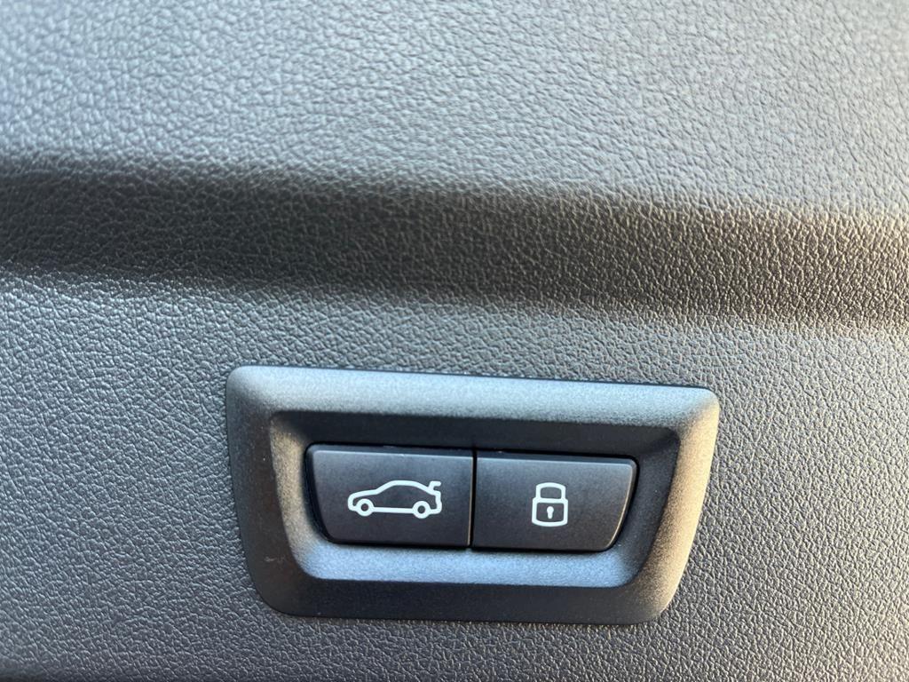 BMW iX2 – Bild 10