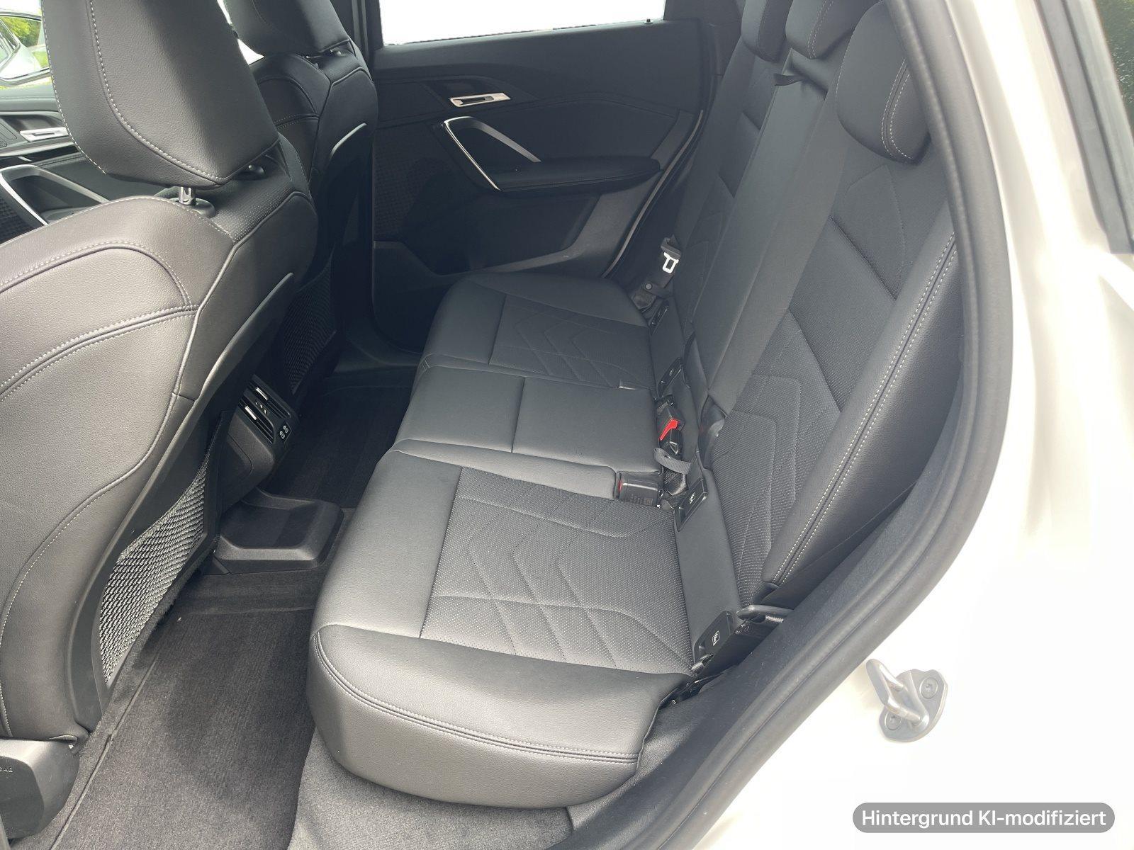 BMW iX1 – Bild 12