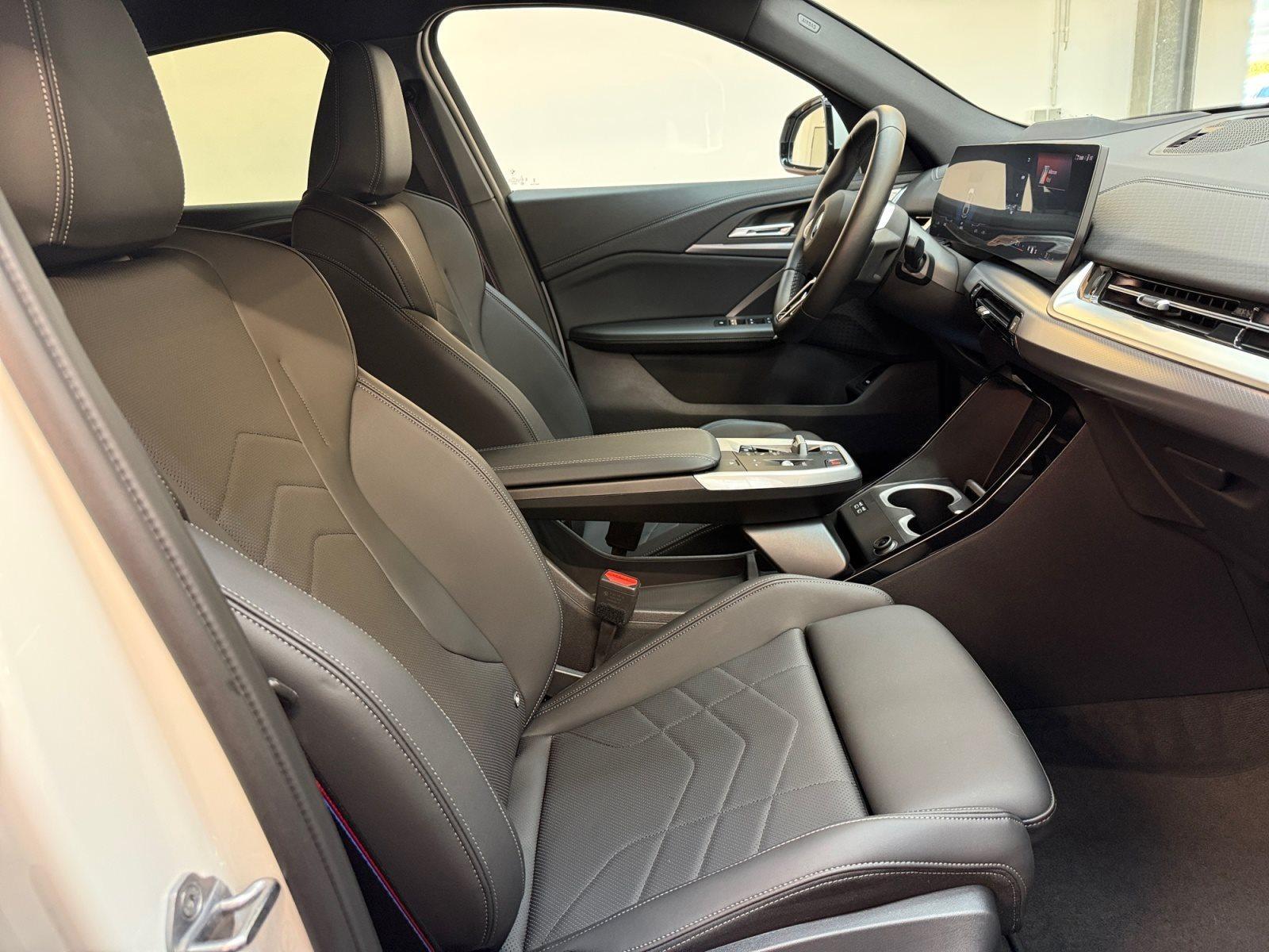 BMW iX2 – Bild 12